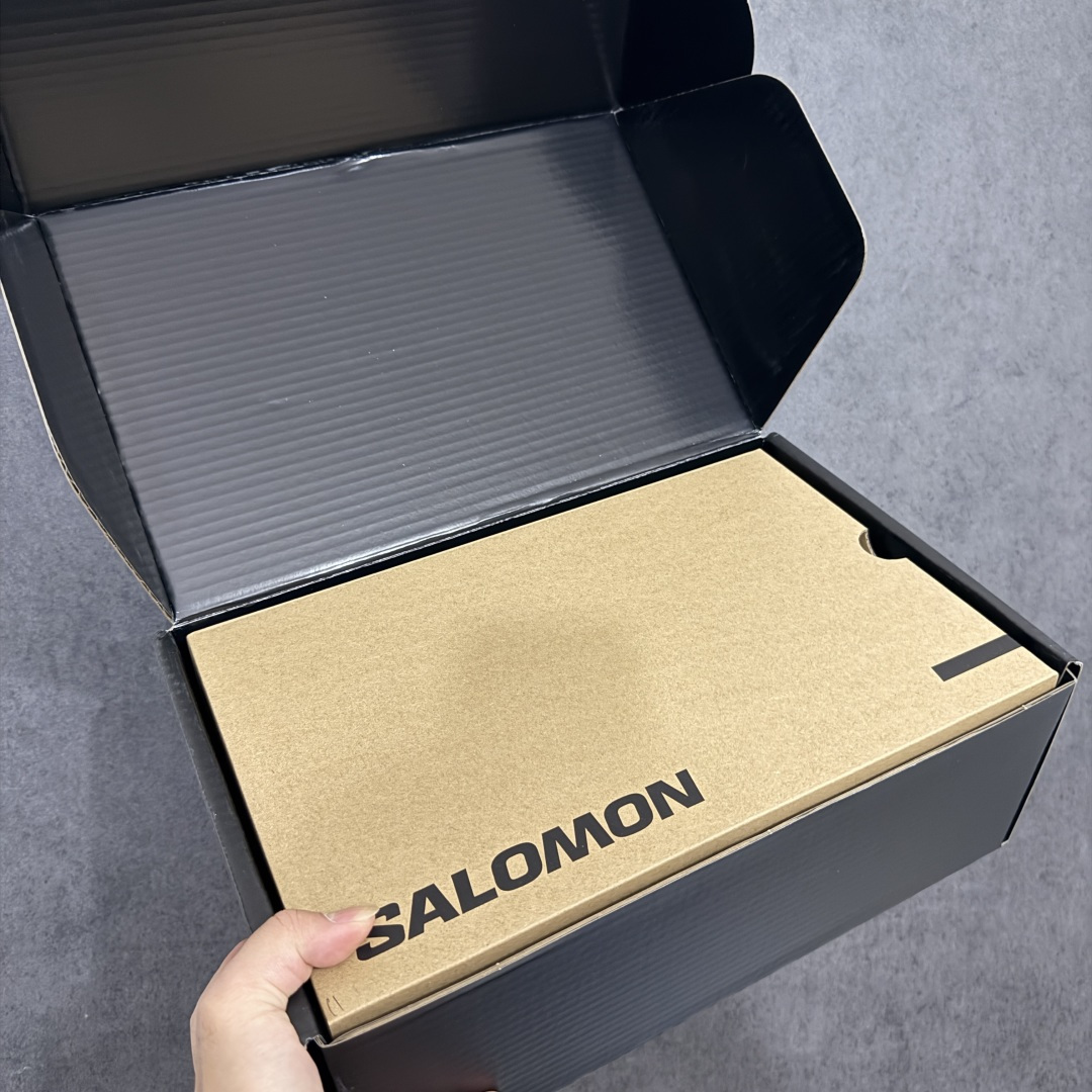图片[9]-【OG高端礼盒版】SALOMON萨洛蒙 XT-6 舒适百搭 户外越野耐磨包裹性支撑 男女同款低帮跑步鞋 491314 全新品质 巅峰之作 所有配色均购物原版拆解1：1开发 原材料打造 非市场公版便宜货 私模大底 清洁度比市场所有版本都高 全套原纸板楦头开发 原厂网布配套 确保原汁原味 完美呈现版型 原档数据独家私模五层组合大底 原装Ortholite轻量化鞋垫 中底布带钢印编号 原厂TPU锁扣 进口港宝加持 后跟自然饱满 还原公司包裹性 鞋面采用SENSIFT贴合技术 全方位贴合包裹脚型 鞋跟部鞋底牵引设计 提供强大的抓地性能 更适应野外崎岖不平的道路 其3D ADVANCED CHASSIS底盘 材料轻量大化 钉齿设计更具稳定性 防护性 鞋底易磨损区运用CONTAGRIP高耐磨材料 应对城市硬质路面长距离跑考验 尺码：36 36.5 37.5 38 38.5 39 40 40.5 41 42 42.5 43 44 45 46-选品中心