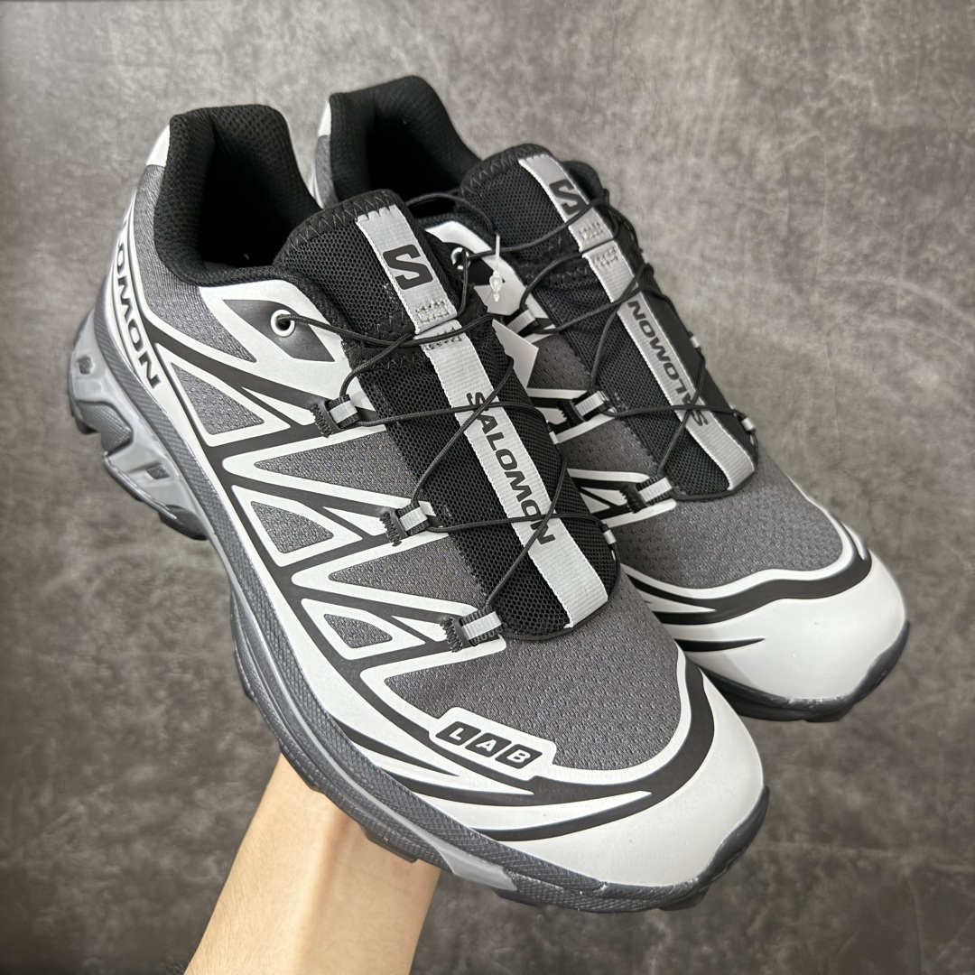 【OG高端礼盒版】SALOMON萨洛蒙 XT-6 舒适百搭 户外越野耐磨包裹性支撑 男女同款低帮跑步鞋 491314 全新品质 巅峰之作 所有配色均购物原版拆解1：1开发 原材料打造 非市场公版便宜货 私模大底 清洁度比市场所有版本都高 全套原纸板楦头开发 原厂网布配套 确保原汁原味 完美呈现版型 原档数据独家私模五层组合大底 原装Ortholite轻量化鞋垫 中底布带钢印编号 原厂TPU锁扣 进口港宝加持 后跟自然饱满 还原公司包裹性 鞋面采用SENSIFT贴合技术 全方位贴合包裹脚型 鞋跟部鞋底牵引设计 提供强大的抓地性能 更适应野外崎岖不平的道路 其3D ADVANCED CHASSIS底盘 材料轻量大化 钉齿设计更具稳定性 防护性 鞋底易磨损区运用CONTAGRIP高耐磨材料 应对城市硬质路面长距离跑考验 尺码：36 36.5 37.5 38 38.5 39 40 40.5 41 42 42.5 43 44 45 46-选品中心