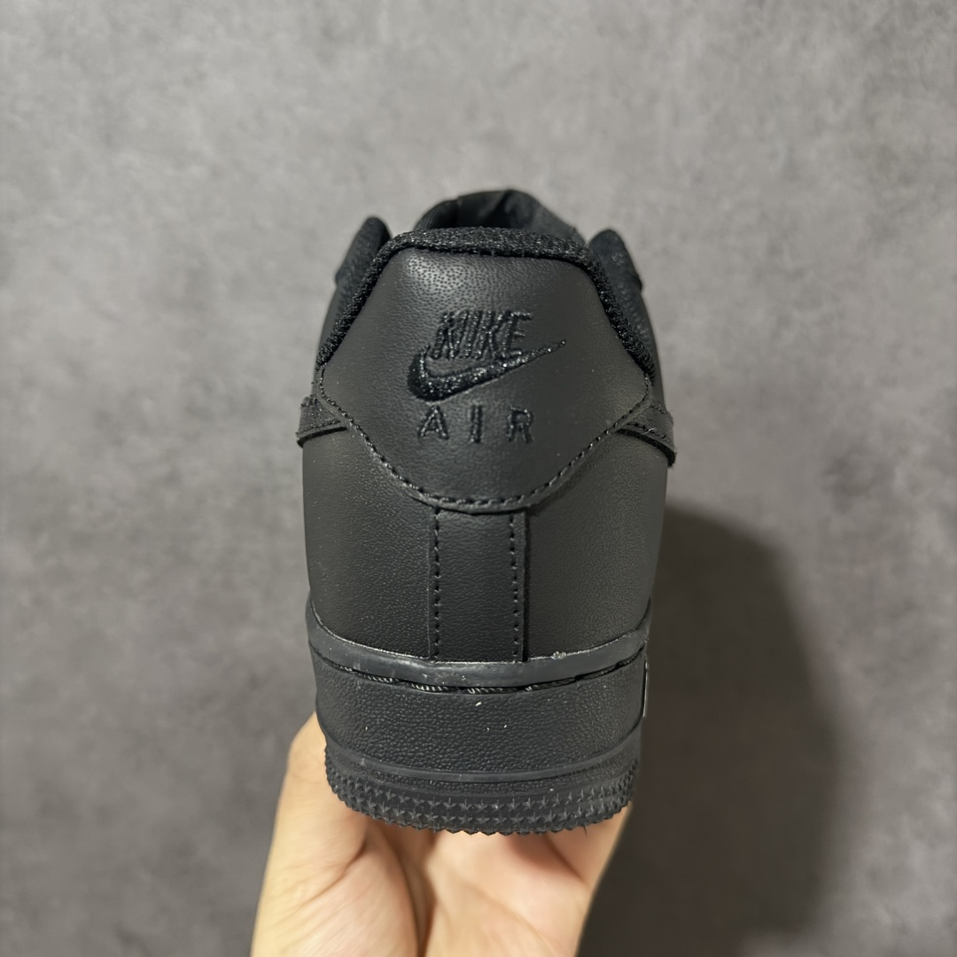 图片[4]-【定制版】手绘涂鸦“墨银序曲”Nike Air Force 1 “Ink Silver Prelude”空军一号定制板鞋 经典空军一号黑底搭配银光Swoosh，黑白撞色高级又利落。哑光黑鞋面质感沉稳，银勾自带细腻光泽，纯白鞋带中和沉闷，街头通勤都能轻松驾驭，上脚低调耐看，百搭不挑穿搭 货号：CW2288-511 尺码： 36 36.5 37.5 38 38.5 39 40 40.5 41 42 42.5 43 44 44.5 45-选品中心