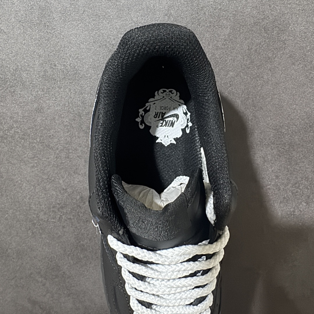 图片[6]-【定制版】手绘涂鸦“墨银序曲”Nike Air Force 1 “Ink Silver Prelude”空军一号定制板鞋 经典空军一号黑底搭配银光Swoosh，黑白撞色高级又利落。哑光黑鞋面质感沉稳，银勾自带细腻光泽，纯白鞋带中和沉闷，街头通勤都能轻松驾驭，上脚低调耐看，百搭不挑穿搭 货号：CW2288-511 尺码： 36 36.5 37.5 38 38.5 39 40 40.5 41 42 42.5 43 44 44.5 45-选品中心