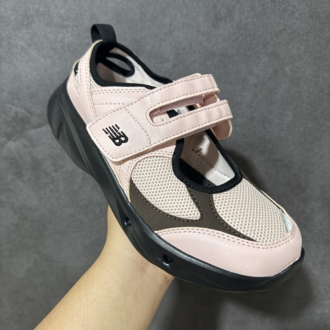 图片[3]-【公司级】New Balance NB Breeze 柔软舒适 玛丽珍 低帮 玛丽珍鞋 凉鞋 新百伦 美式复古风玛丽珍鞋，通勤、咖啡馆、周末CityWalk都合适，搭直筒牛仔裤+白T就是经典学院look，黑色圆头平跟系带设计，舒适贴合不挑脚型，脚感舒适，通勤久走不累，春秋穿氛围感拉满。 货号：SD2202PI2 尺码：36 36.5 37.5 38 38.5 39 40 40.5 41 42-选品中心
