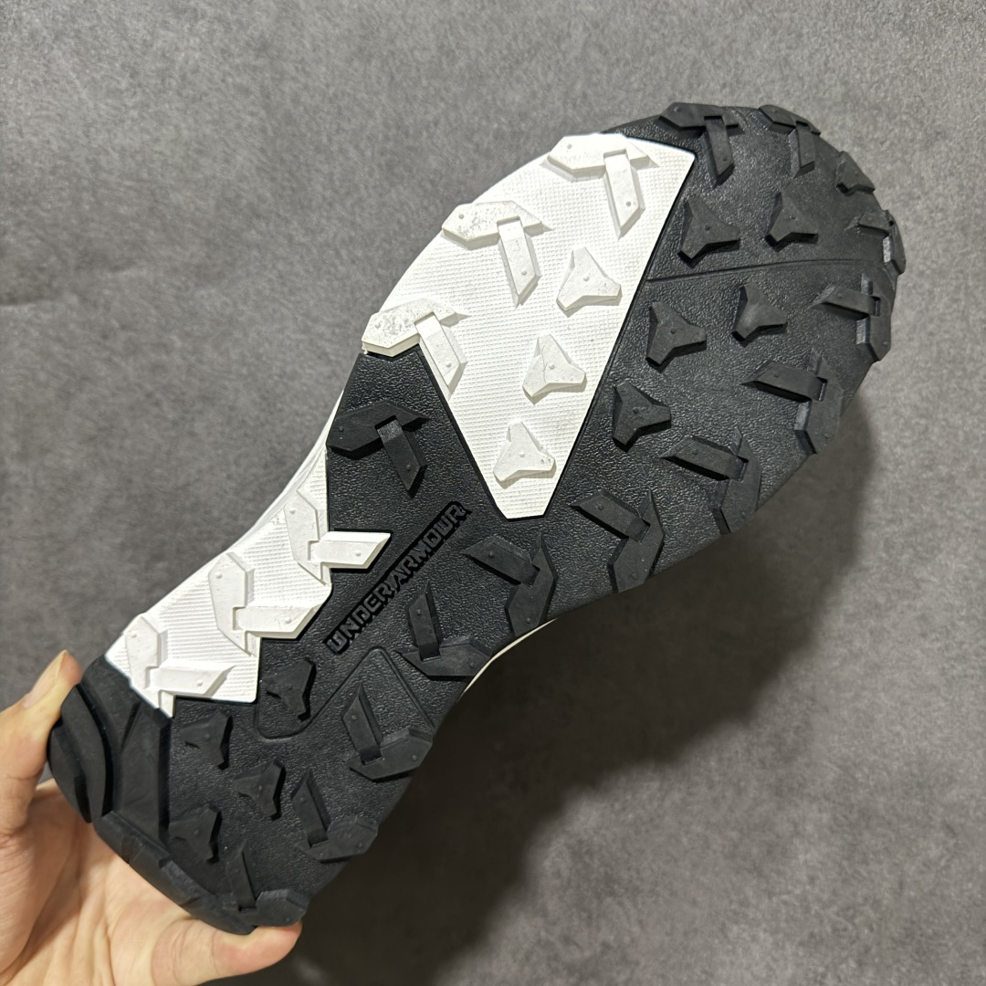 图片[9]-【莞产版本】Under Armour UA安德玛 户外徒步登山鞋 鞋身轻巧透气鞋底采用UNDER ARMOURO®科技 超强抓地加上独特齿花设计让上下坡不打滑 下雨天也不怕打滑专业户外人配专业户外装备 尺码：36-45-选品中心