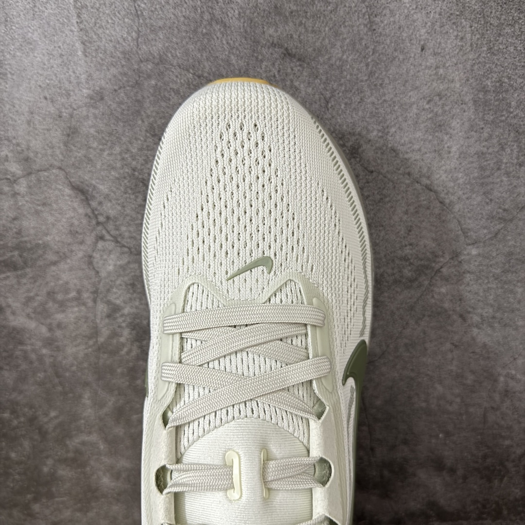 图片[5]-【XE纯原】Nike Air Zoom Pegasus 42 登月42代超级飞马系列马拉松跑步鞋 平台专供 充正品质 之前未流通市场版本 内里嵌入定型海绵 中底搭载前Zoom+全掌React配置 全部原鞋开发打造 所有细节全部同步原版 全新一代拥有 Zoom Air 一如既往的稳定感和流畅感 鞋面采用工程网眼设计 为特定高热区域营造出色透气性 进一步增加鞋面的穿孔数量 让足部能够快速散热 中足搭配 Flywire 飞线 在高速运动时营造舒适稳定的贴合感 内置Zoon气垫加持 动力十足！ 货号：IB1873-020 尺码：39-48.5-选品中心