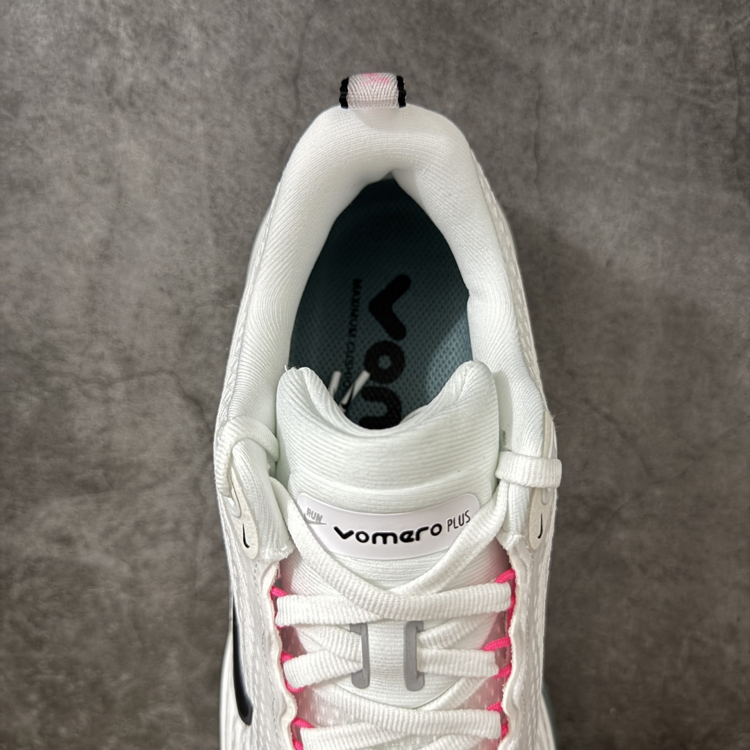 图片[8]-【公司级】Nike Vomero Plus 耐克 舒适减震防滑 低帮跑步鞋 全掌ReactX泡绵中底 前掌和后跟还配备了Air Zoom气垫单元 据说跑起来更快更舒适哦 这次最大的升级点 首次引入了ReactX泡绵 货号：HV8150-110 尺码：35 36 36.5 37.5 38 38.5 39 40 40.5 41 42 42.5 43 44 45 46 编码：FSB240250-选品中心