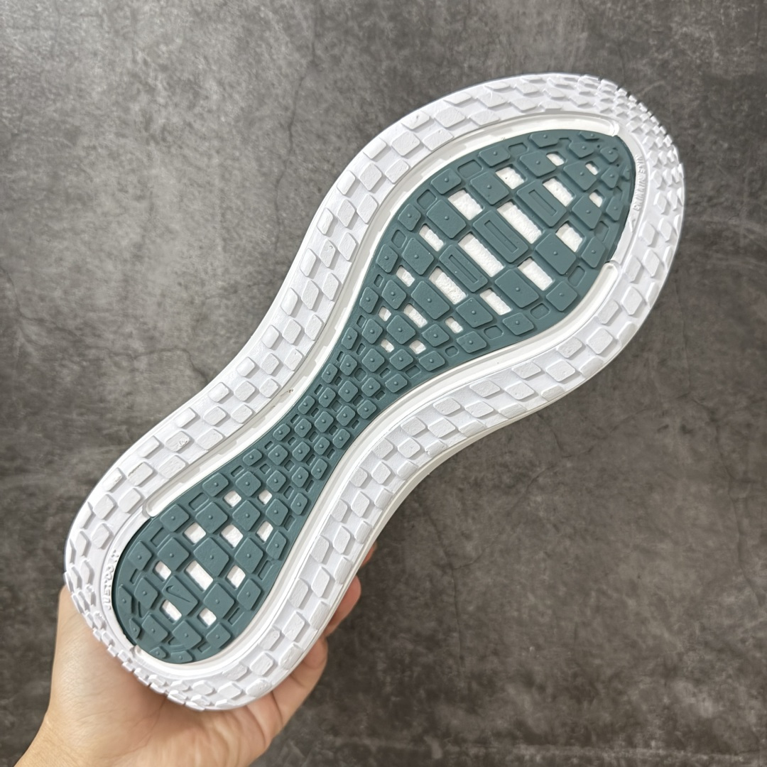 图片[9]-【公司级】Nike Vomero Plus 耐克 舒适减震防滑 低帮跑步鞋 全掌ReactX泡绵中底 前掌和后跟还配备了Air Zoom气垫单元 据说跑起来更快更舒适哦 这次最大的升级点 首次引入了ReactX泡绵 货号：HV8150-110 尺码：35 36 36.5 37.5 38 38.5 39 40 40.5 41 42 42.5 43 44 45 46 编码：FSB240250-选品中心