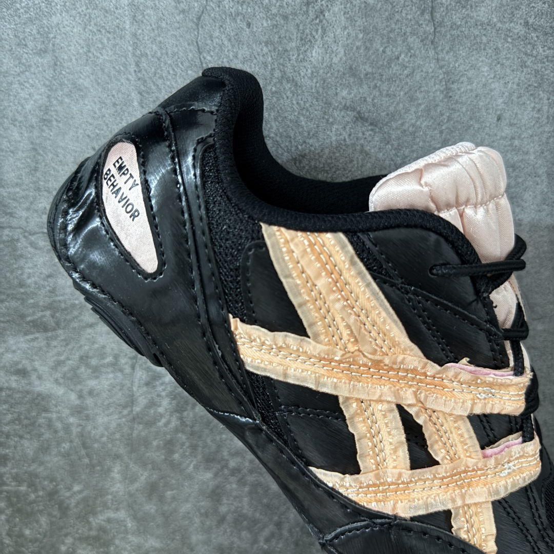 图片[7]-【升级版】Asics Hypersync 亚瑟士 薄底德训 时尚经典透气包裹性轻便 低帮休闲板鞋 以复古之名 解锁街头新表达 低帮薄底 颜值与脚感并存 交叉绑带 未来感流线型设计 运动美学的重新解构 大底提供良好的缓冲性能 货号：1203B146-100 尺码：36-40带半码-选品中心