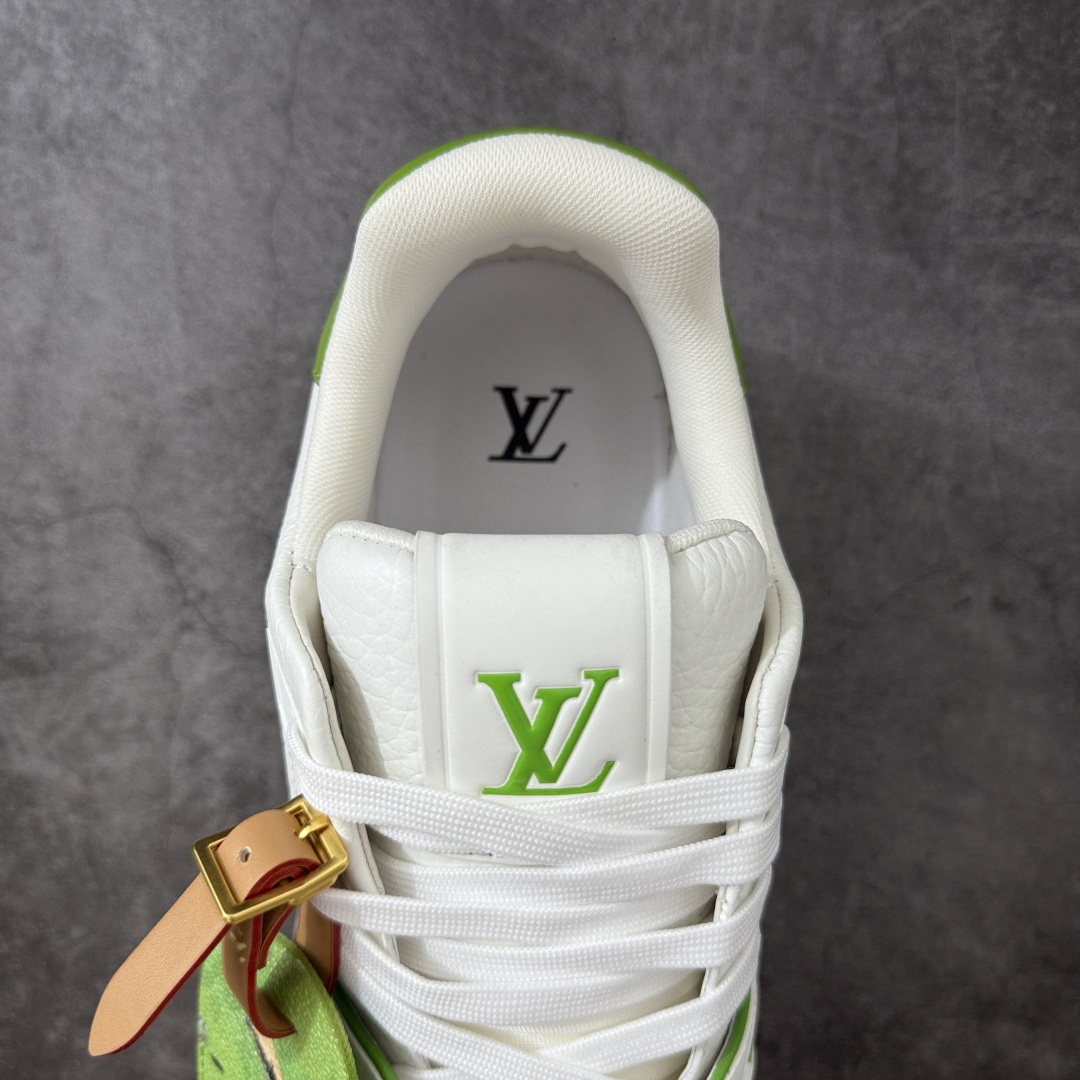 图片[8]-【YS纯原】海淘代购品质 Louis Vuitton LV Trainer 低帮休闲板鞋 ✦ 海淘代购同渠道，高端零售外贸充正专供 ✦ 原版购入开发，ZP级全套包装 ✦ 完美楦型，颜色卡位准确 ✦ 大底TPU质感媲美原版，细节同步一致 ✦ 区分市面通货，零瑕疵标准 尺码： 39 40 41 42 43 44 45-选品中心