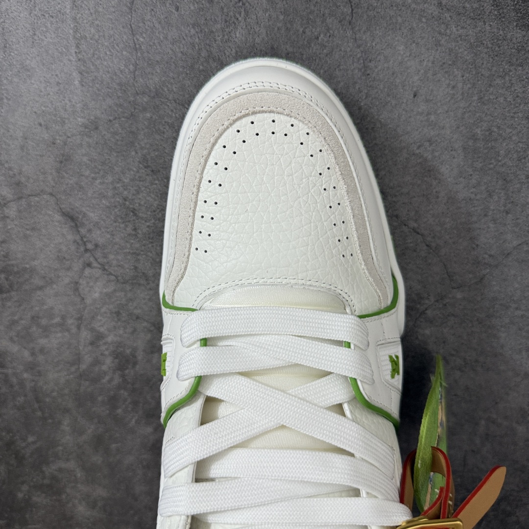 图片[5]-【YS纯原】海淘代购品质 Louis Vuitton LV Trainer 低帮休闲板鞋 ✦ 海淘代购同渠道，高端零售外贸充正专供 ✦ 原版购入开发，ZP级全套包装 ✦ 完美楦型，颜色卡位准确 ✦ 大底TPU质感媲美原版，细节同步一致 ✦ 区分市面通货，零瑕疵标准 尺码： 39 40 41 42 43 44 45-选品中心