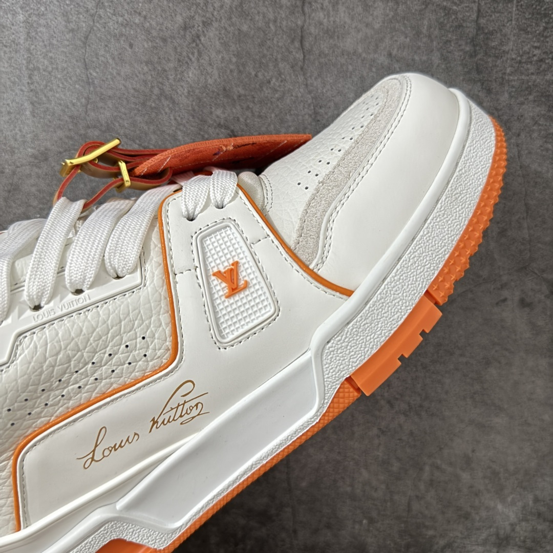 图片[6]-【YS纯原】海淘代购品质 Louis Vuitton LV Trainer 低帮休闲板鞋 ✦ 海淘代购同渠道，高端零售外贸充正专供 ✦ 原版购入开发，ZP级全套包装 ✦ 完美楦型，颜色卡位准确 ✦ 大底TPU质感媲美原版，细节同步一致 ✦ 区分市面通货，零瑕疵标准 尺码： 39 40 41 42 43 44 45-选品中心