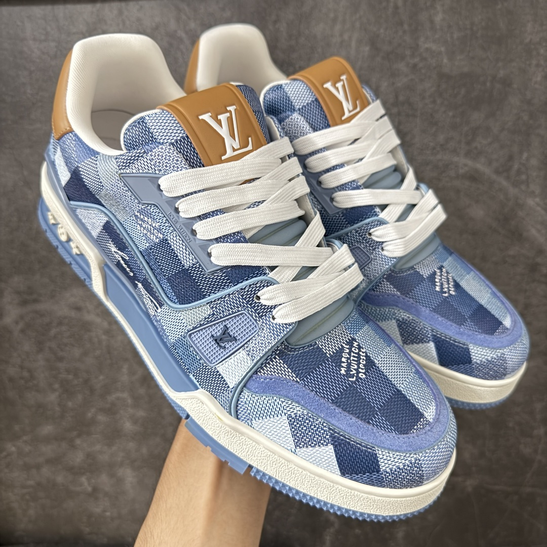 图片[5]-【YS纯原】海淘代购品质 Louis Vuitton LV Trainer 低帮休闲板鞋 ✦ 海淘代购同渠道，高端零售外贸充正专供 ✦ 原版购入开发，ZP级全套包装 ✦ 完美楦型，颜色卡位准确 ✦ 大底TPU质感媲美原版，细节同步一致 ✦ 区分市面通货，零瑕疵标准 尺码： 39 40 41 42 43 44 45-选品中心