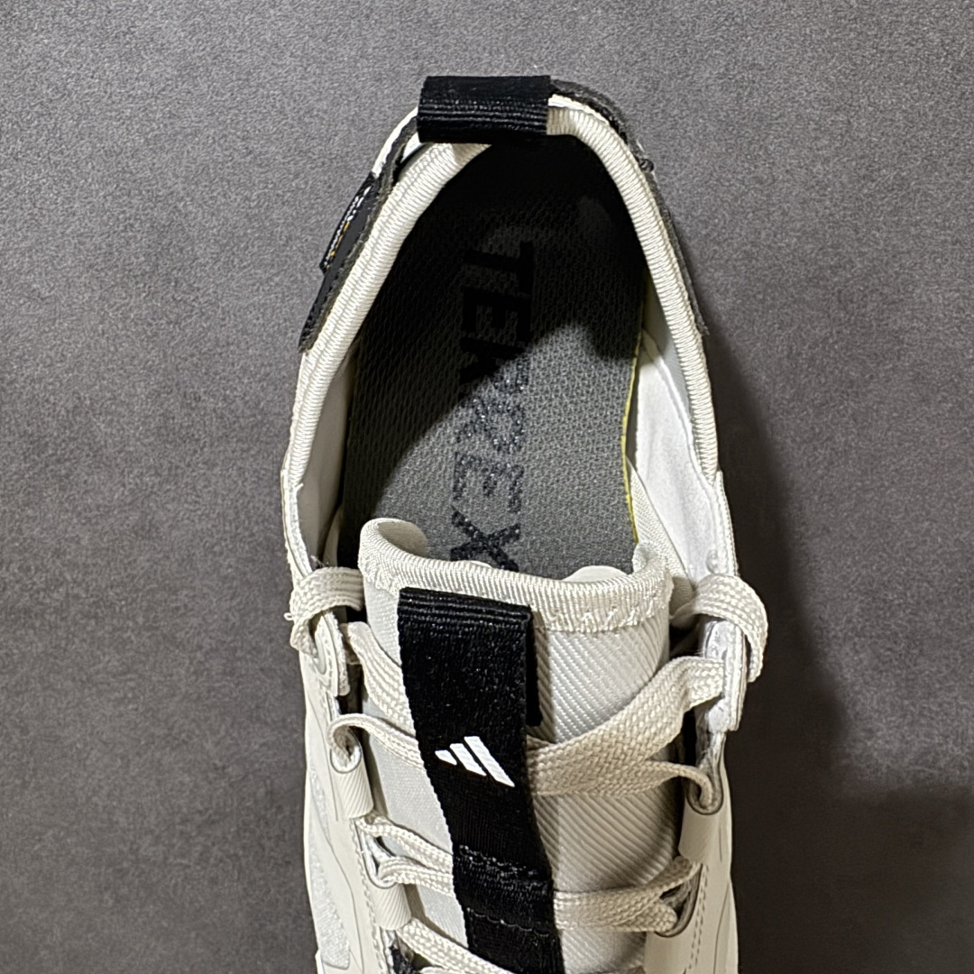 图片[6]-【公司级】Adidas Terrex Daroga Cordura 阿迪达斯 户外休闲运动鞋 脚感舒适 旨在适合徒步和野营旅行 搭载舒适鞋面和橡胶外底 旨在为湿滑地面打造 全新官方纯原材料打造 货号：KH6690 尺码：36 36.5 37 38 38.5 39 40 40.5 41 42 42.5 43 44 45-选品中心
