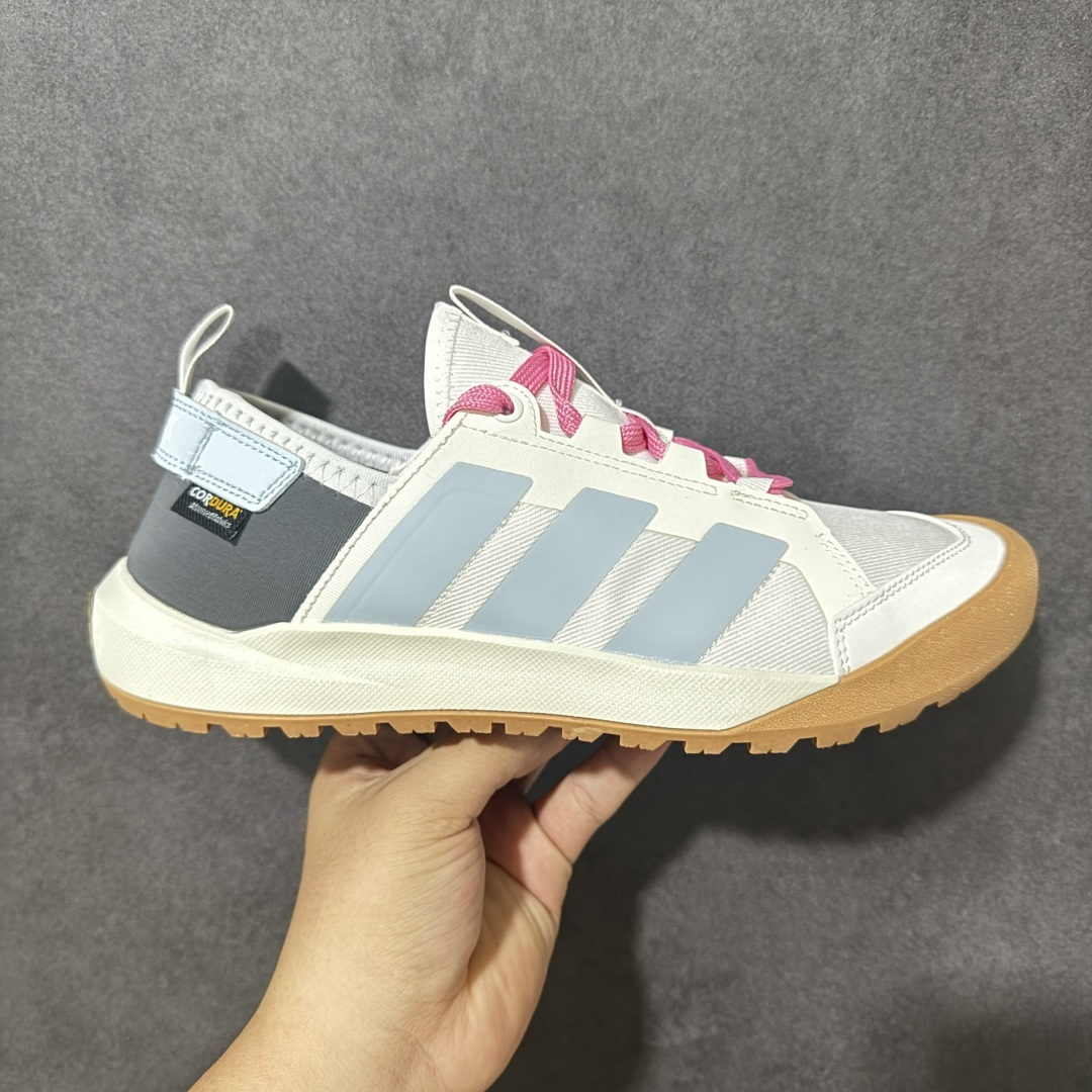 【公司级】Adidas Terrex Daroga Cordura 阿迪达斯 户外休闲运动鞋 脚感舒适 旨在适合徒步和野营旅行 搭载舒适鞋面和橡胶外底 旨在为湿滑地面打造 全新官方纯原材料打造 货号：KZ7681 尺码：36 36.5 37 38 38.5 39 40 40.5 41 42 42.5 43 44 45-选品中心