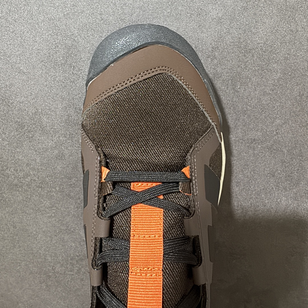 图片[5]-【公司级】Adidas Terrex Daroga Cordura 阿迪达斯 户外休闲运动鞋 脚感舒适 旨在适合徒步和野营旅行 搭载舒适鞋面和橡胶外底 旨在为湿滑地面打造 全新官方纯原材料打造 货号：KH6688 尺码：36 36.5 37 38 38.5 39 40 40.5 41 42 42.5 43 44 45-选品中心