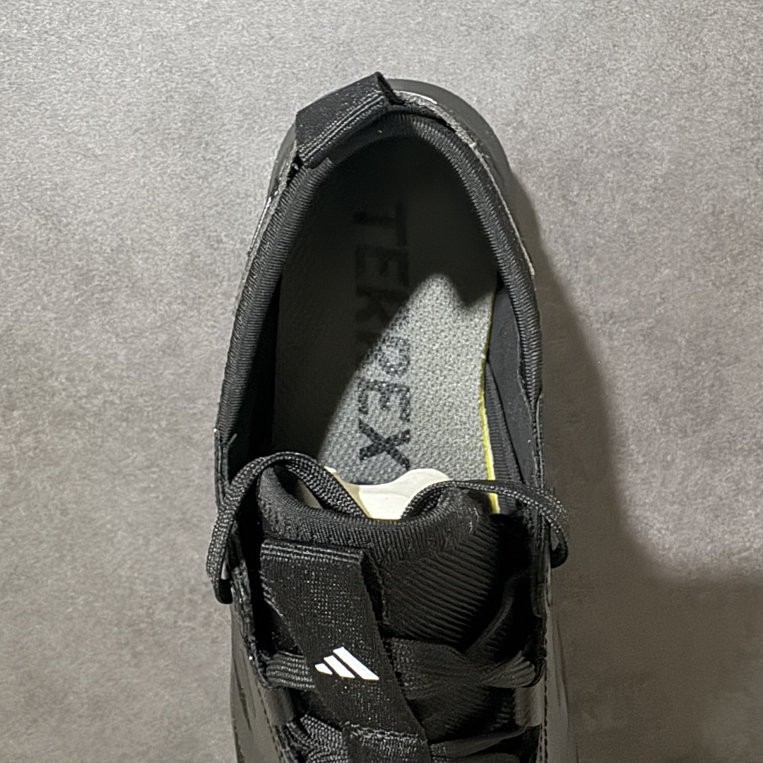 图片[6]-【公司级】Adidas Terrex Daroga Cordura 阿迪达斯 户外休闲运动鞋 脚感舒适 旨在适合徒步和野营旅行 搭载舒适鞋面和橡胶外底 旨在为湿滑地面打造 全新官方纯原材料打造 货号：KH6688 尺码：36 36.5 37 38 38.5 39 40 40.5 41 42 42.5 43 44 45-选品中心