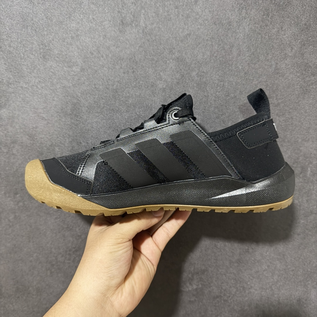 图片[2]-【公司级】Adidas Terrex Daroga Cordura 阿迪达斯 户外休闲运动鞋 脚感舒适 旨在适合徒步和野营旅行 搭载舒适鞋面和橡胶外底 旨在为湿滑地面打造 全新官方纯原材料打造 货号：KH6688 尺码：36 36.5 37 38 38.5 39 40 40.5 41 42 42.5 43 44 45-选品中心