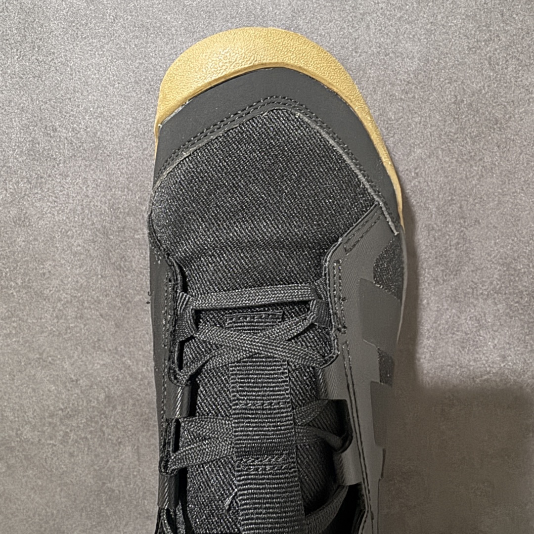 图片[5]-【公司级】Adidas Terrex Daroga Cordura 阿迪达斯 户外休闲运动鞋 脚感舒适 旨在适合徒步和野营旅行 搭载舒适鞋面和橡胶外底 旨在为湿滑地面打造 全新官方纯原材料打造 货号：KH6688 尺码：36 36.5 37 38 38.5 39 40 40.5 41 42 42.5 43 44 45-选品中心