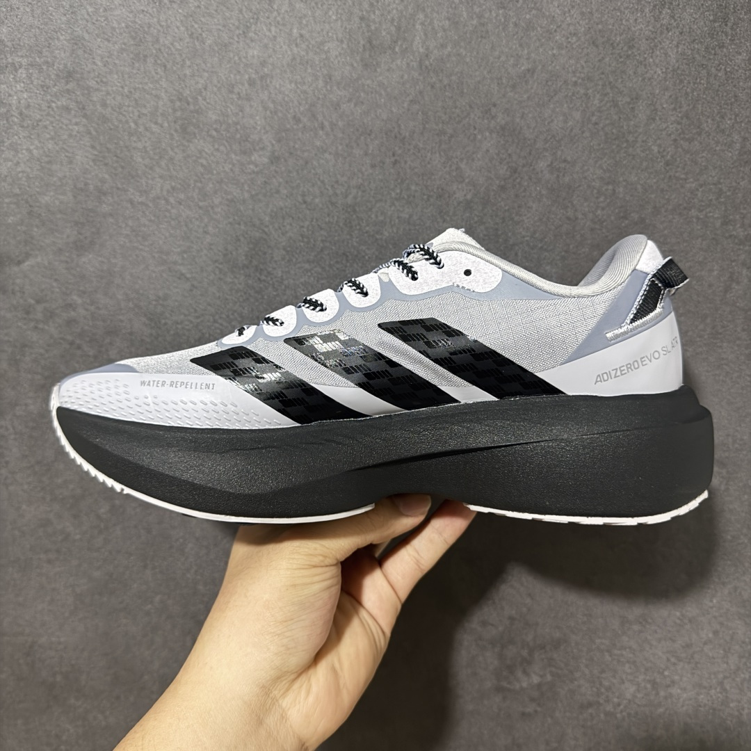 图片[2]-【公司级】Adidas Adizero Pro Evo SL ATR 阿迪达斯 舒适百搭防滑耐磨 低帮 休闲跑步鞋 中底配置方面搭载全掌Lightstrike Pro 鞋面采用透气网面 契合日常训练鞋的定位 外底给到了橡胶 更加防滑耐磨 货号：KI7909 尺码：36 36.5 37 38 38.5 39 40 40.5 41 42 42.5 43 44 45-选品中心