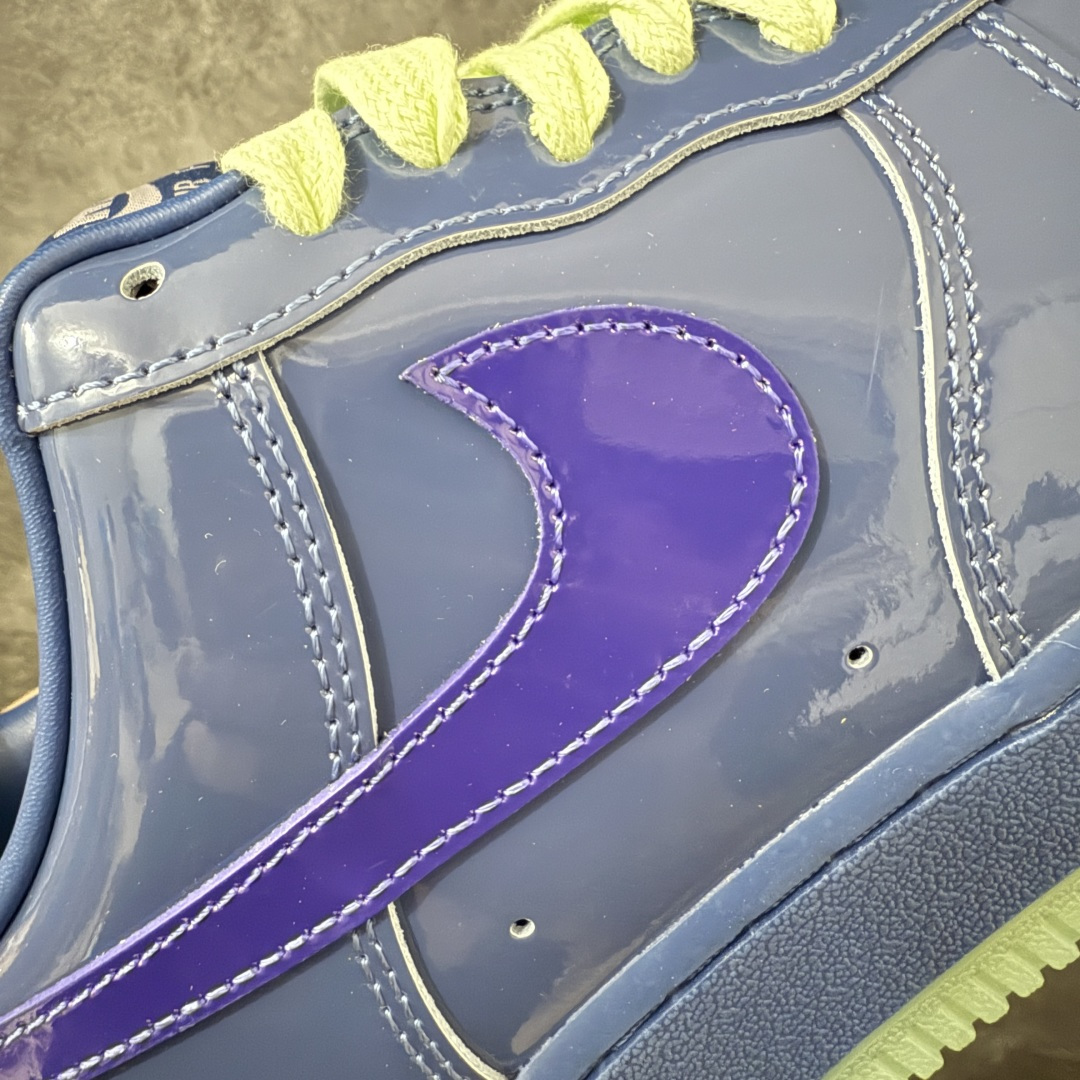 图片[4]-【SF外贸特供】NK AIR Force 1 Low 空军一号漆皮 蓝紫 IO4489-400 独家全新2026档案数据 原厂Sadesa D9皮料 细纹排气孔完全一致 质感非市场通货可碰瓷 全鞋零荧光线 随意冲正 全新鱼鳞纹大底 咬花纹路更加清晰 全新排版鞋头倒置五角星 五角星对比旧版老版本 间距大 星星缩小 全套官方原配件 全鞋电脑针车 工整有序 视觉效果满分 原厂拉帮手法 标准四线 密度针距针孔大小控制到位 原装反口里网布海绵 正确卡色网眼大小 新版鞋撑改用纸团代替 原厂港宝加持完美还原灵魂版型 从里到外百分百还原 内置Sole气垫 中底白色背胶 已经无限的接近公司 原厂楦头 原厂刺绣 后跟弧度完美 独家私模最大开发到48.5 尺码：35.5 36 36.5 37.5 38 38.5 39 40 40.5 41 42 42.5 43 44 44.5 45 46 47.5 48.5-选品中心