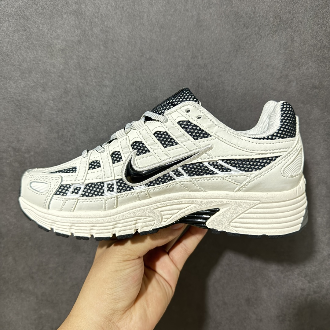图片[2]-【公司级】Nike P-6000 复古休闲 耐克 低帮休闲城市通勤跑步鞋 采用透气网眼布搭配皮革和合成材质覆面 再现早期鞋款外观 活力配色打造时尚外观和运动美学 结合泡棉缓震配置 缔造非凡舒适的日常穿着体验 皮革织物与合成材质组合鞋面 打造舒适支撑效果 货号：IQ8711-101 尺码：36 36.5 37.5 38 38.5 39 40 40.5 41 42 42.5 43 44 45 46-选品中心