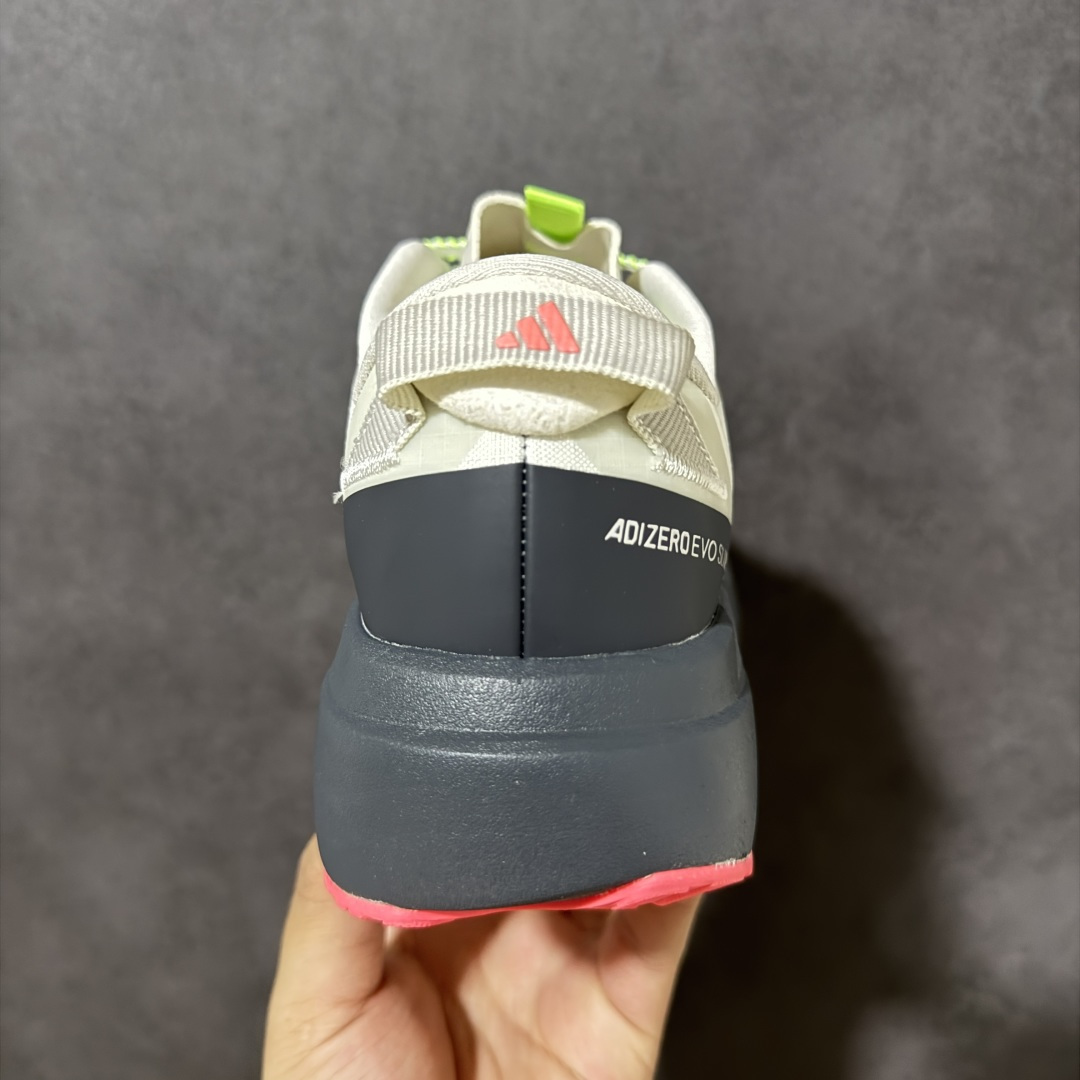 图片[4]-【公司级】Adidas Adizero Pro Evo SL ATR 阿迪达斯 舒适百搭防滑耐磨 低帮 休闲跑步鞋 中底配置方面搭载全掌Lightstrike Pro 鞋面采用透气网面 契合日常训练鞋的定位 外底给到了橡胶 更加防滑耐磨 货号：KI7830 尺码：36 36.5 37 38 38.5 39 40 40.5 41 42 42.5 43 44 45-选品中心