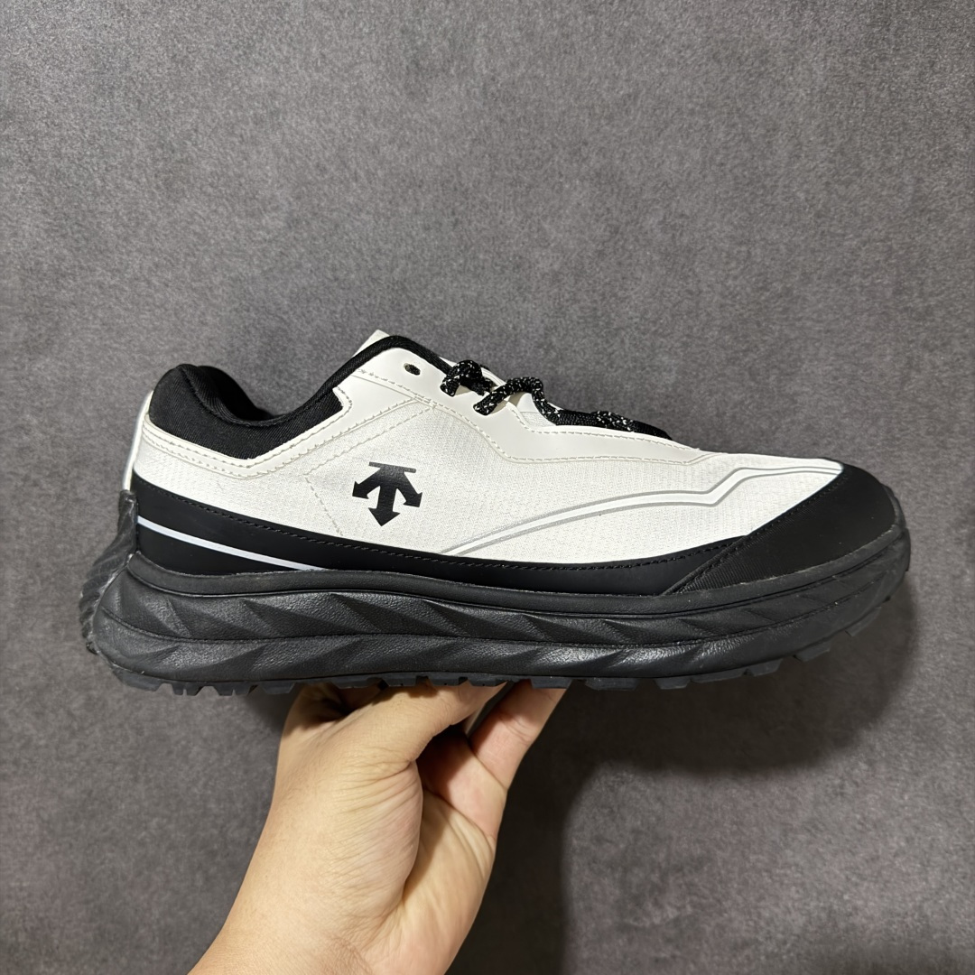 【公司级】迪桑特DESCENTE Terrain D 柔软舒适 低帮 生活休闲鞋 货号：SQ123LCR95 尺码：36-45-选品中心