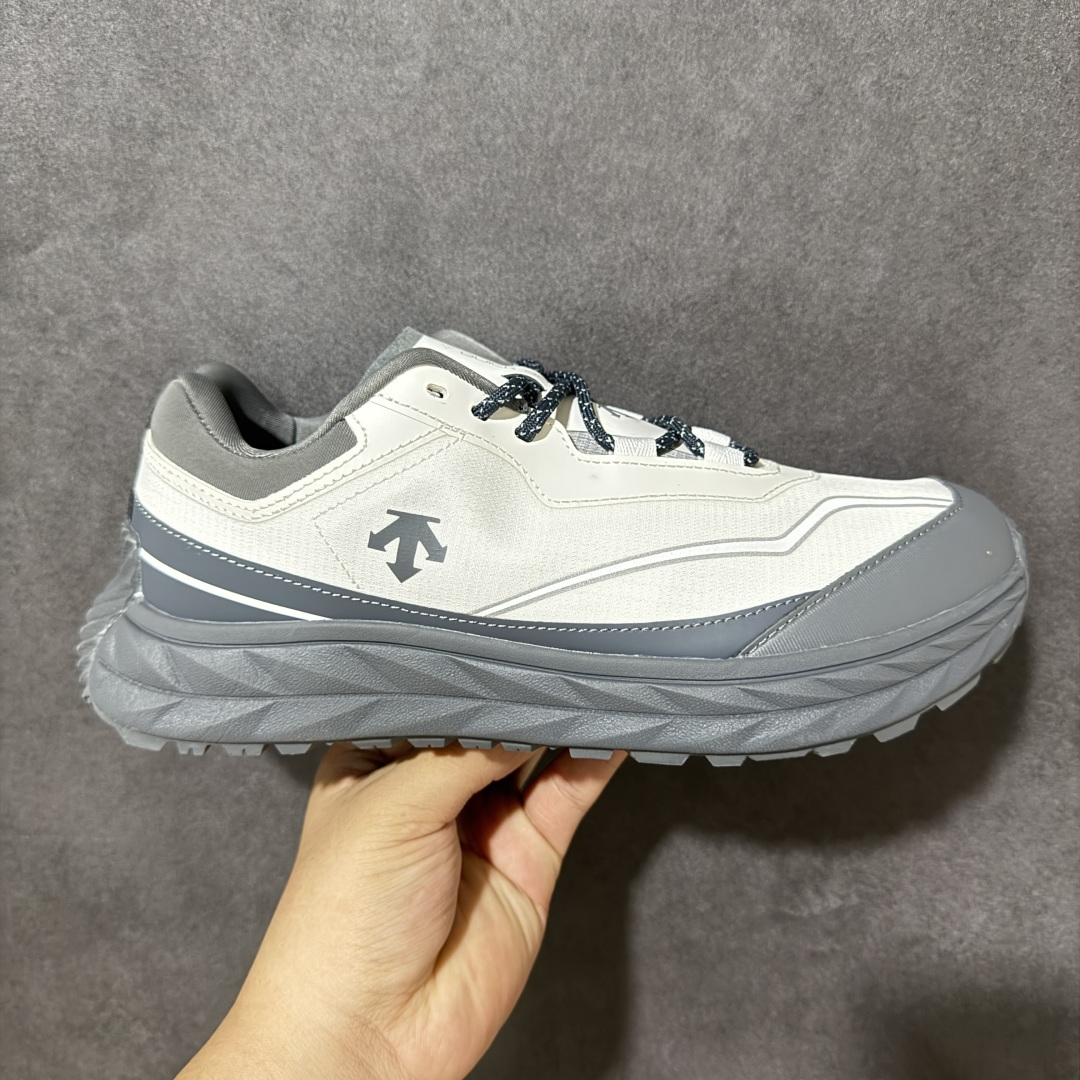 【公司级】迪桑特DESCENTE Terrain D 柔软舒适 低帮 生活休闲鞋 货号：SQ323LCR34 尺码：36-45-选品中心