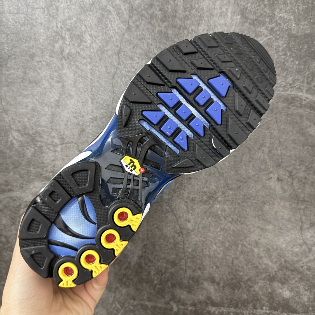 图片[9]-【TK纯原版】Nike Air Max Plus TN气垫系列跑鞋 DX0755-001 全新一比一高端版本 真正的市场T1品质 更多配色陆续出货 真正的用心研发 一点一点抠出来的 品质 品控细节 随便闭眼对比市场任何版本 全套原纸板楦头开发 完美呈现版型 工艺流程均与原鞋保持一致 Turned Air 中底缓震技术 鞋面弧度与大底弧度一致 鞋头正确TPU材质 鞋面高频TPU材质1.0厚度 原鞋一致层次感 超越公司货的品控标准 多道QC质检 货号： 尺码： 40.5 41 42 42.5 43 44 44.5 45 46 47.5 48.5-选品中心