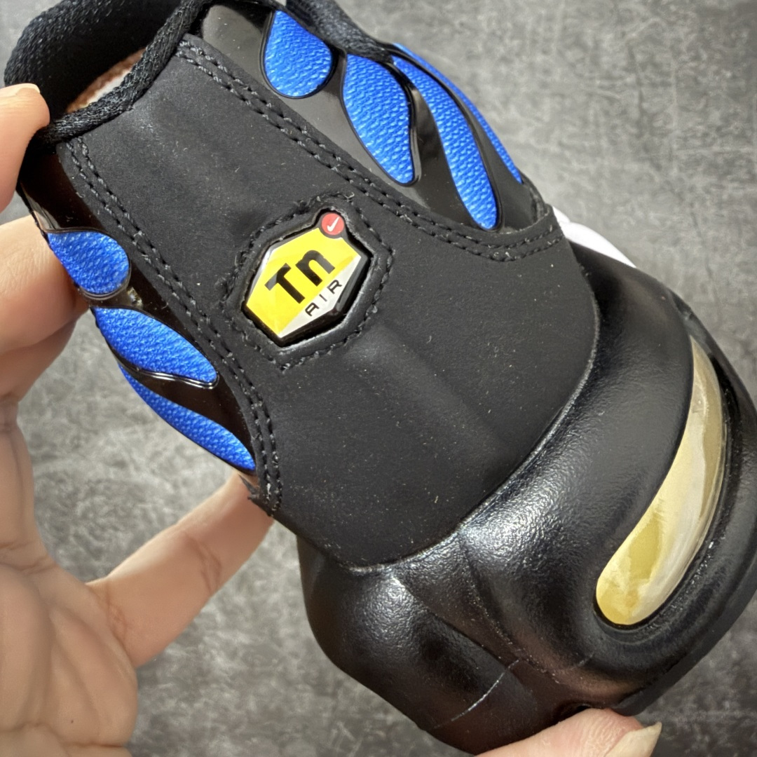 图片[2]-【TK纯原版】Nike Air Max Plus TN气垫系列跑鞋 DX0755-001 全新一比一高端版本 真正的市场T1品质 更多配色陆续出货 真正的用心研发 一点一点抠出来的 品质 品控细节 随便闭眼对比市场任何版本 全套原纸板楦头开发 完美呈现版型 工艺流程均与原鞋保持一致 Turned Air 中底缓震技术 鞋面弧度与大底弧度一致 鞋头正确TPU材质 鞋面高频TPU材质1.0厚度 原鞋一致层次感 超越公司货的品控标准 多道QC质检 货号： 尺码： 40.5 41 42 42.5 43 44 44.5 45 46 47.5 48.5-选品中心