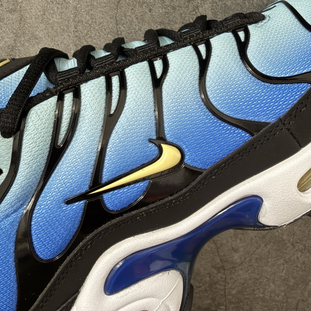 图片[4]-【TK纯原版】Nike Air Max Plus TN气垫系列跑鞋 DX0755-001 全新一比一高端版本 真正的市场T1品质 更多配色陆续出货 真正的用心研发 一点一点抠出来的 品质 品控细节 随便闭眼对比市场任何版本 全套原纸板楦头开发 完美呈现版型 工艺流程均与原鞋保持一致 Turned Air 中底缓震技术 鞋面弧度与大底弧度一致 鞋头正确TPU材质 鞋面高频TPU材质1.0厚度 原鞋一致层次感 超越公司货的品控标准 多道QC质检 货号： 尺码： 40.5 41 42 42.5 43 44 44.5 45 46 47.5 48.5-选品中心