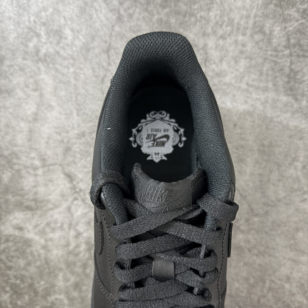 图片[8]-【LN纯原版】NK Air Force 1 Low \’07 空军一号低帮经典板鞋 纯黑 CW2288-001 顶级空军 原厂皮料 升级版 市场独一档 超高清洁度裁片 皮料质感肉眼可见 细节吊打市场其他代号版本 天花板级别 全鞋电脑针车 工整有序 原厂港宝加持完美还原灵魂版型 原盒原配从里到外百分百还原 原厂全头层原厂皮料 原标原盒 内置Sole气垫 中底白色背胶 中底划线 已经无限的接近公司 原厂楦头 原厂刺绣 后跟弧度修正 正确中底四线防伪 尺码：36 36.5 37.5 38 38.5 39 40 40.5 41 42 42.5 43 44 44.5 45 46-选品中心