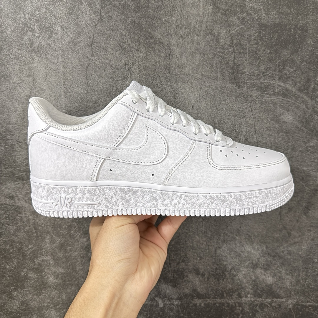 【LN纯原版】NK Air Force 1 Low \'07 空军一号低帮经典板鞋 纯白 CW2288-111 顶级空军 原厂皮料 升级版 市场独一档 超高清洁度裁片 皮料质感肉眼可见 细节吊打市场其他代号版本 天花板级别 全鞋电脑针车 工整有序 原厂港宝加持完美还原灵魂版型 原盒原配从里到外百分百还原 原厂全头层原厂皮料 原标原盒 内置Sole气垫 中底白色背胶 中底划线 已经无限的接近公司 原厂楦头 原厂刺绣 后跟弧度修正 正确中底四线防伪 尺码：36 36.5 37.5 38 38.5 39 40 40.5 41 42 42.5 43 44 44.5 45 46-选品中心