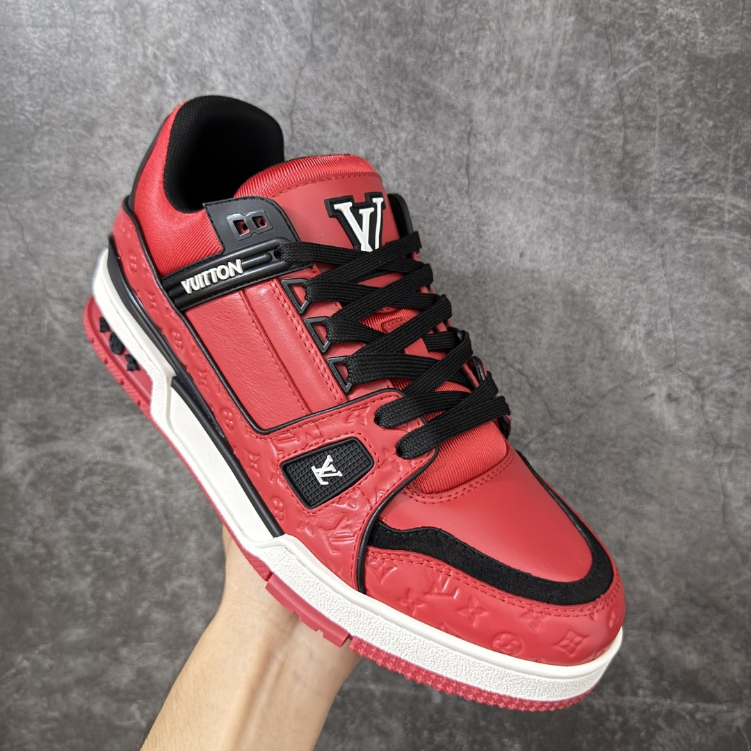 图片[3]-【YS纯原】海淘代购品质 Louis Vuitton LV Trainer 低帮休闲板鞋 ✦ 海淘代购同渠道，高端零售外贸充正专供 ✦ 原版购入开发，ZP级全套包装 ✦ 完美楦型，颜色卡位准确 ✦ 大底TPU质感媲美原版，细节同步一致 ✦ 区分市面通货，零瑕疵标准 尺码： 39 40 41 42 43 44 45-选品中心