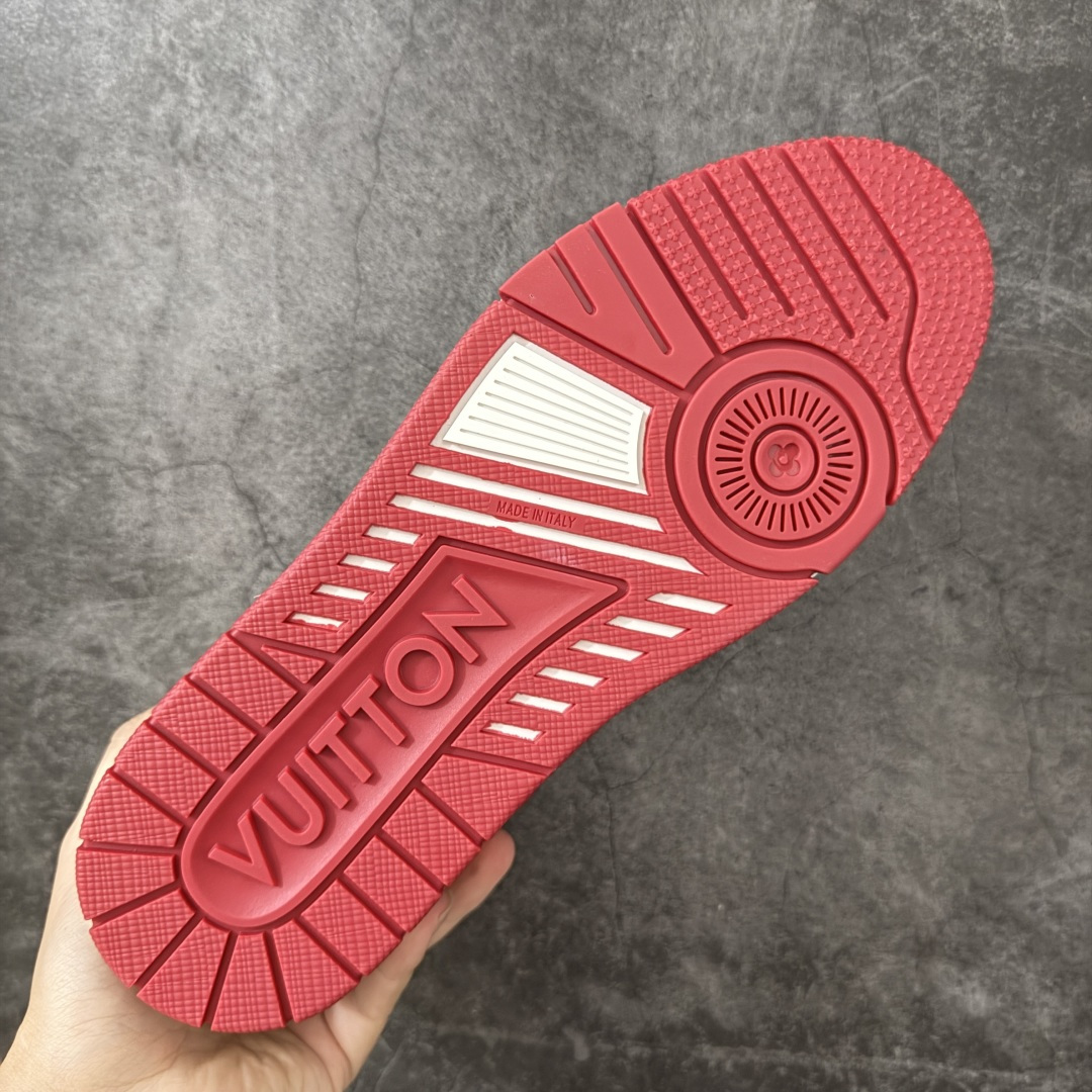 图片[9]-【YS纯原】海淘代购品质 Louis Vuitton LV Trainer 低帮休闲板鞋 ✦ 海淘代购同渠道，高端零售外贸充正专供 ✦ 原版购入开发，ZP级全套包装 ✦ 完美楦型，颜色卡位准确 ✦ 大底TPU质感媲美原版，细节同步一致 ✦ 区分市面通货，零瑕疵标准 尺码： 39 40 41 42 43 44 45-选品中心