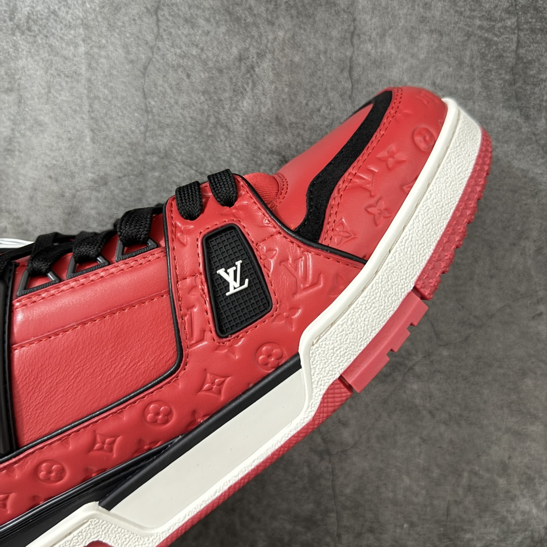 图片[6]-【YS纯原】海淘代购品质 Louis Vuitton LV Trainer 低帮休闲板鞋 ✦ 海淘代购同渠道，高端零售外贸充正专供 ✦ 原版购入开发，ZP级全套包装 ✦ 完美楦型，颜色卡位准确 ✦ 大底TPU质感媲美原版，细节同步一致 ✦ 区分市面通货，零瑕疵标准 尺码： 39 40 41 42 43 44 45-选品中心
