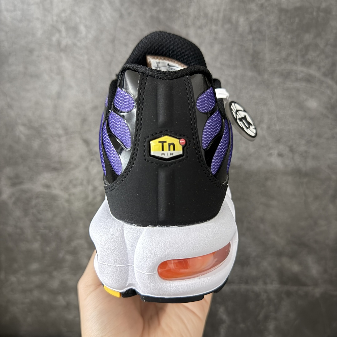 图片[4]-【TK纯原版】Nike Air Max Plus TN气垫系列跑鞋 DX0755-500 全新一比一高端版本 真正的市场T1品质 更多配色陆续出货 真正的用心研发 一点一点抠出来的 品质 品控细节 随便闭眼对比市场任何版本 全套原纸板楦头开发 完美呈现版型 工艺流程均与原鞋保持一致 Turned Air 中底缓震技术 鞋面弧度与大底弧度一致 鞋头正确TPU材质 鞋面高频TPU材质1.0厚度 原鞋一致层次感 超越公司货的品控标准 多道QC质检 货号： 尺码： 40.5 41 42 42.5 43 44 44.5 45 46 47.5 48.5-选品中心