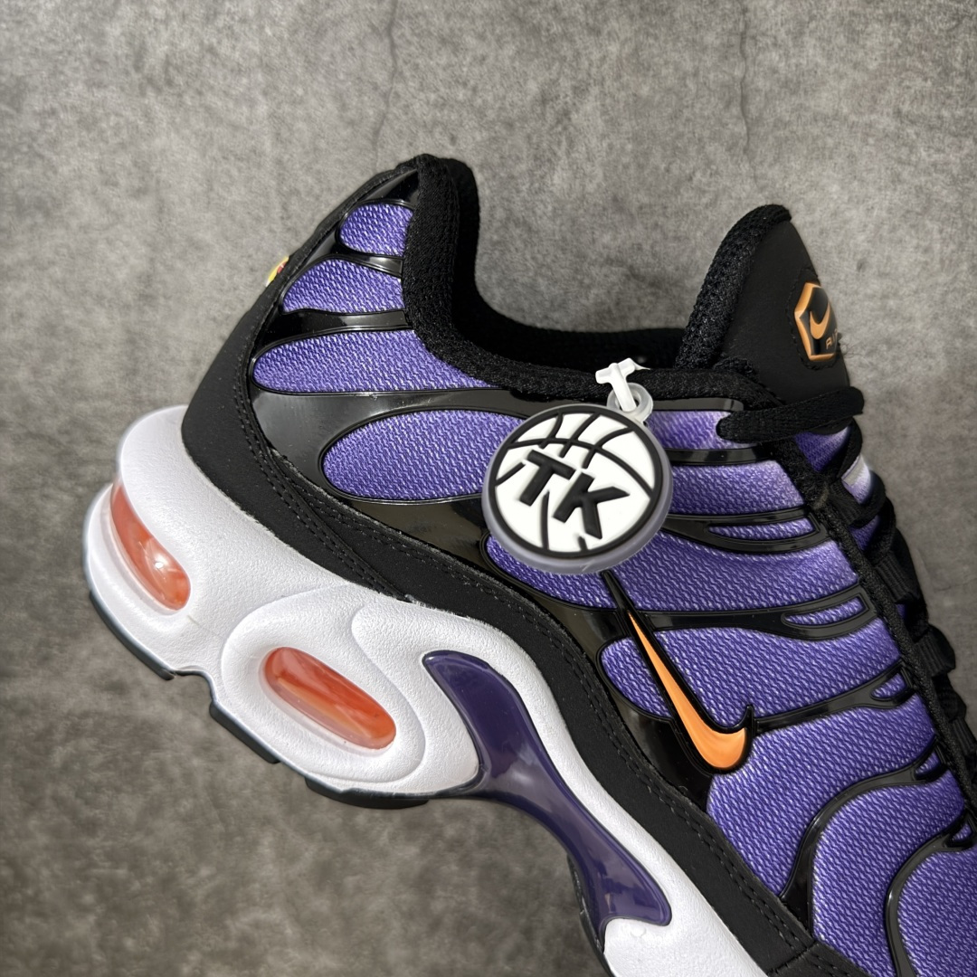 图片[7]-【TK纯原版】Nike Air Max Plus TN气垫系列跑鞋 DX0755-500 全新一比一高端版本 真正的市场T1品质 更多配色陆续出货 真正的用心研发 一点一点抠出来的 品质 品控细节 随便闭眼对比市场任何版本 全套原纸板楦头开发 完美呈现版型 工艺流程均与原鞋保持一致 Turned Air 中底缓震技术 鞋面弧度与大底弧度一致 鞋头正确TPU材质 鞋面高频TPU材质1.0厚度 原鞋一致层次感 超越公司货的品控标准 多道QC质检 货号： 尺码： 40.5 41 42 42.5 43 44 44.5 45 46 47.5 48.5-选品中心