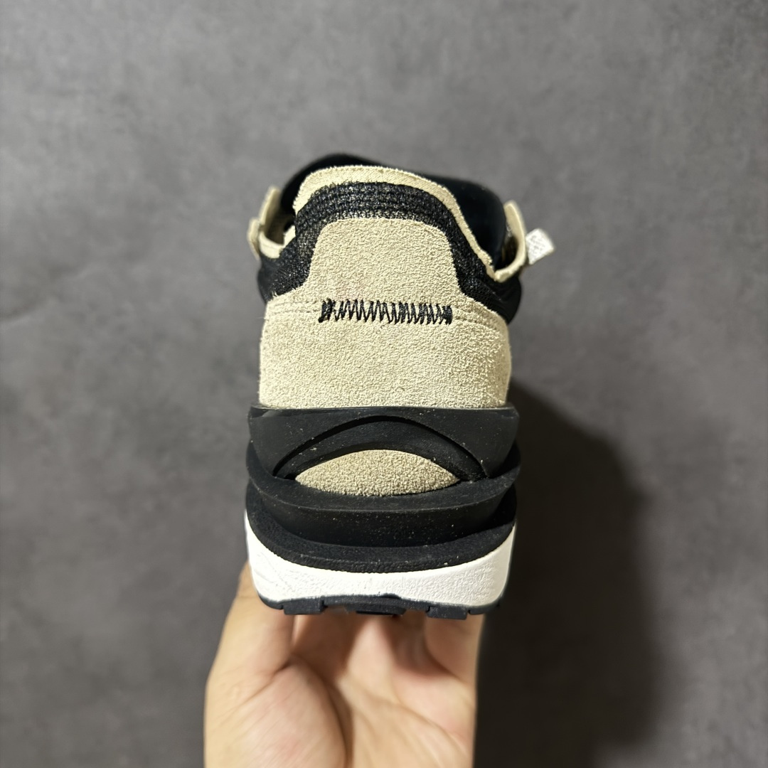 图片[4]-【公司级】Nike Waffle One Milk Hyper Crimson 耐克 华夫一代 复古休闲运动慢跑鞋 采用牛津呼吸网纱面料材质 三层组合鞋底 符合普通大众的审美日常与穿搭需求 经典橡胶华夫底 半透明网眼布 透气舒适 货号：DA7995-002 尺码：36 36.5 37.5 38 38.5 39 40 40.5 41 42 42.5 43 44 45-选品中心