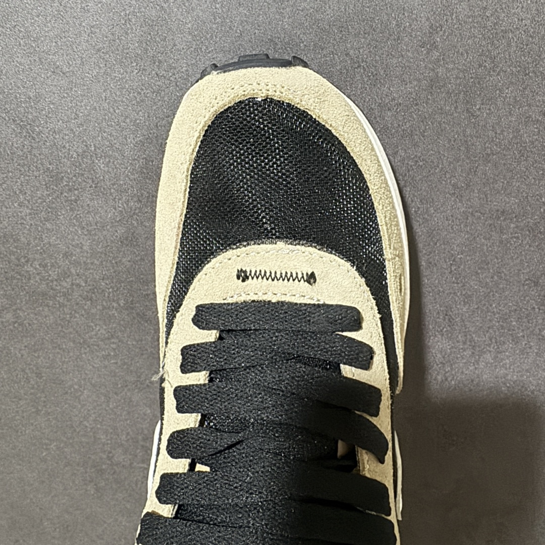 图片[5]-【公司级】Nike Waffle One Milk Hyper Crimson 耐克 华夫一代 复古休闲运动慢跑鞋 采用牛津呼吸网纱面料材质 三层组合鞋底 符合普通大众的审美日常与穿搭需求 经典橡胶华夫底 半透明网眼布 透气舒适 货号：DA7995-002 尺码：36 36.5 37.5 38 38.5 39 40 40.5 41 42 42.5 43 44 45-选品中心