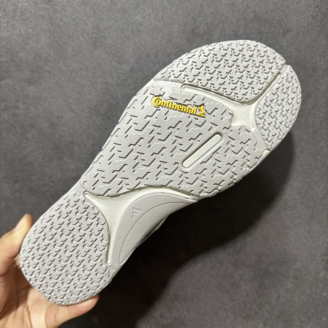 图片[9]-【公司级】adidas阿迪达斯男女FOS GROUNDFLOW机能风薄底运动鞋。 阿迪达斯GROUNDFLOW是一款主打机能薄底设计的休闲运动鞋‌，虽然外观有赤足鞋元素，但实际更偏向厚底与薄底结合的日常休闲款，适合追求潮流脚感的用户日常穿着 。‌‌脚感设计‌：采用宽楦设计以增加稳定性，但中足收窄较明显，对足弓支撑有一定要求 。‌‌日常休闲更合适‌：适合城市通勤、日常休闲穿搭，不建议用于长距离跑步或高强度运动训练。 货号： KH7968 尺码： 36 36⅔ 37⅓ 38 38⅔ 39⅓ 40 40⅔ 41⅓ 42 42⅔ 43⅓ 44 45-选品中心