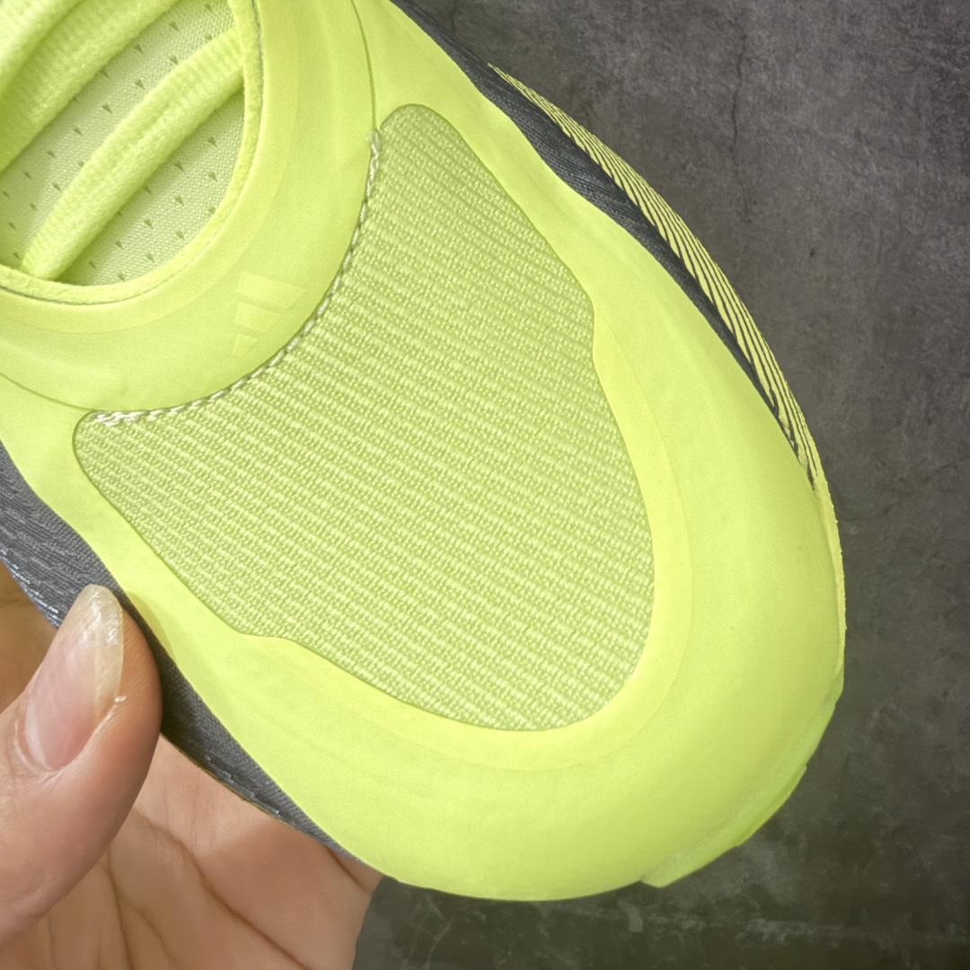 图片[5]-【RS纯原】Adidas ULTRABOOST EDGE M 缓震运动休闲轻便透气跑步鞋 采用adidas PRIMEKNIT鞋面 裹脚舒适 搭载BOOST技术 为运动添舒适 还搭载Linear Energy Push系统 旨在增加前掌和中足结构感 穿着舒适 货号：KI4413 尺码：39-48-选品中心