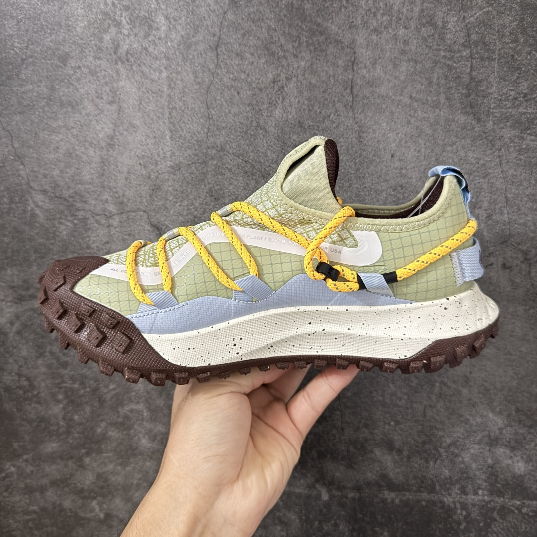 图片[2]-【纯原版】NK ACG Mountain Fly Low GTX SE 复古潮流户外登山鞋防水慢跑鞋 IV2864-320 全新来袭 该款沿袭前代高帮版型的设计传统 轻盈鞋面结合灵巧的脚踝包裹设计 为双足打造出一体化的舒适脚感 助力轻松畅行 中底融入柔软的React泡棉与Vaporfiy 科技 让你在岩石小径徒步时也像行走在都市般轻松舒适 粘性橡胶大底铸就了攀岩级别的出众抓地力 助你从容面对各种环境挑战 尺码：36 36.5 37.5 38 38.5 39 40 40.5 41 42 42.5 43 44 44.5 45 46-选品中心