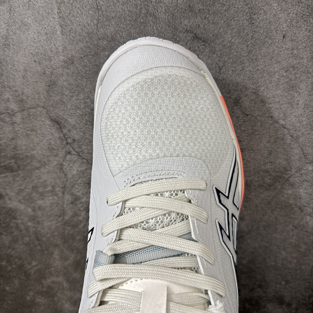 图片[5]-【公司级】Asics Swiftace Yuki 稳定耐磨 舒适透气 亚瑟士 低帮专业排球训练鞋 鞋面采用柔软易弯曲的网布鞋面 结合印花加固结构 提高透气性的同时增强稳定性 后跟内置气垫进一步提升缓冲性 TRUSSTIC 中定稳定片设计 为足部提供良好的稳定性 大底多方向凹槽设计 提供多方向移动的抓地性提升运动员在球场上的灵活度 货号：1063A114-101 尺码：40.5 41.5 42 42.5 43.5 44 45 46-选品中心