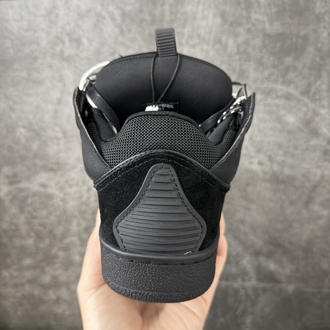 图片[4]-【YH纯原版】 Lanvin Leather Curb Sneakers 浪凡面包鞋 现货 原版1：1开模重工艺制作 面料采用进口牛磨砂➕环保牛反绒➕金钢网织物 内里柔软透气太空棉面料 原版开模双色TPU大底 顶级品质 区别市场流通其他货品 Leather是一款灵感源自90年代的运动鞋 设计自信 尺寸夸张 这款鞋由纳帕小牛皮、翻毛皮和网眼布制成 圆润的外形、加垫的鞋舌和弯曲的金属孔眼使这款精心打造的鞋格外舒适 尺码：36-47-选品中心