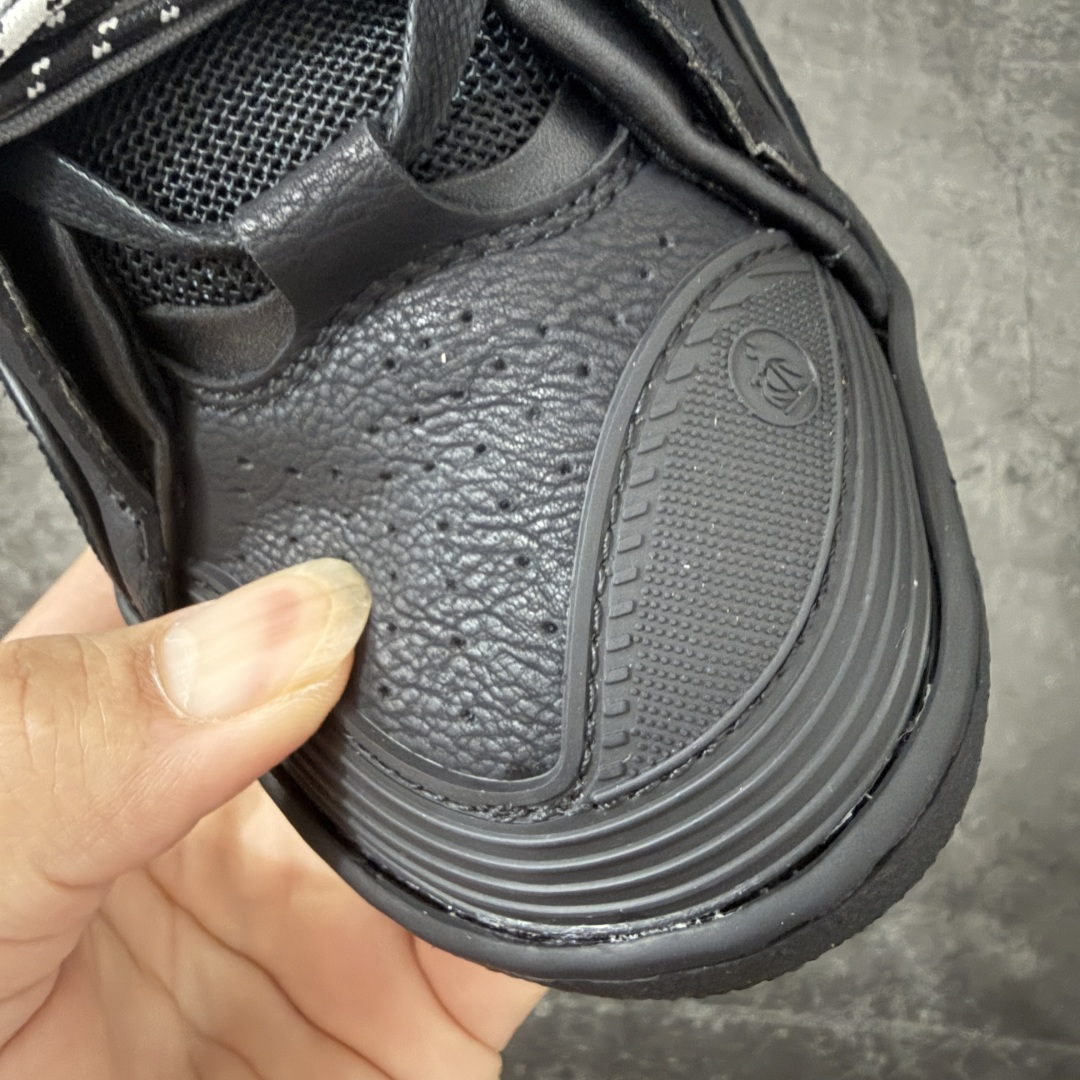 图片[5]-【YH纯原版】 Lanvin Leather Curb Sneakers 浪凡面包鞋 现货 原版1：1开模重工艺制作 面料采用进口牛磨砂➕环保牛反绒➕金钢网织物 内里柔软透气太空棉面料 原版开模双色TPU大底 顶级品质 区别市场流通其他货品 Leather是一款灵感源自90年代的运动鞋 设计自信 尺寸夸张 这款鞋由纳帕小牛皮、翻毛皮和网眼布制成 圆润的外形、加垫的鞋舌和弯曲的金属孔眼使这款精心打造的鞋格外舒适 尺码：36-47-选品中心