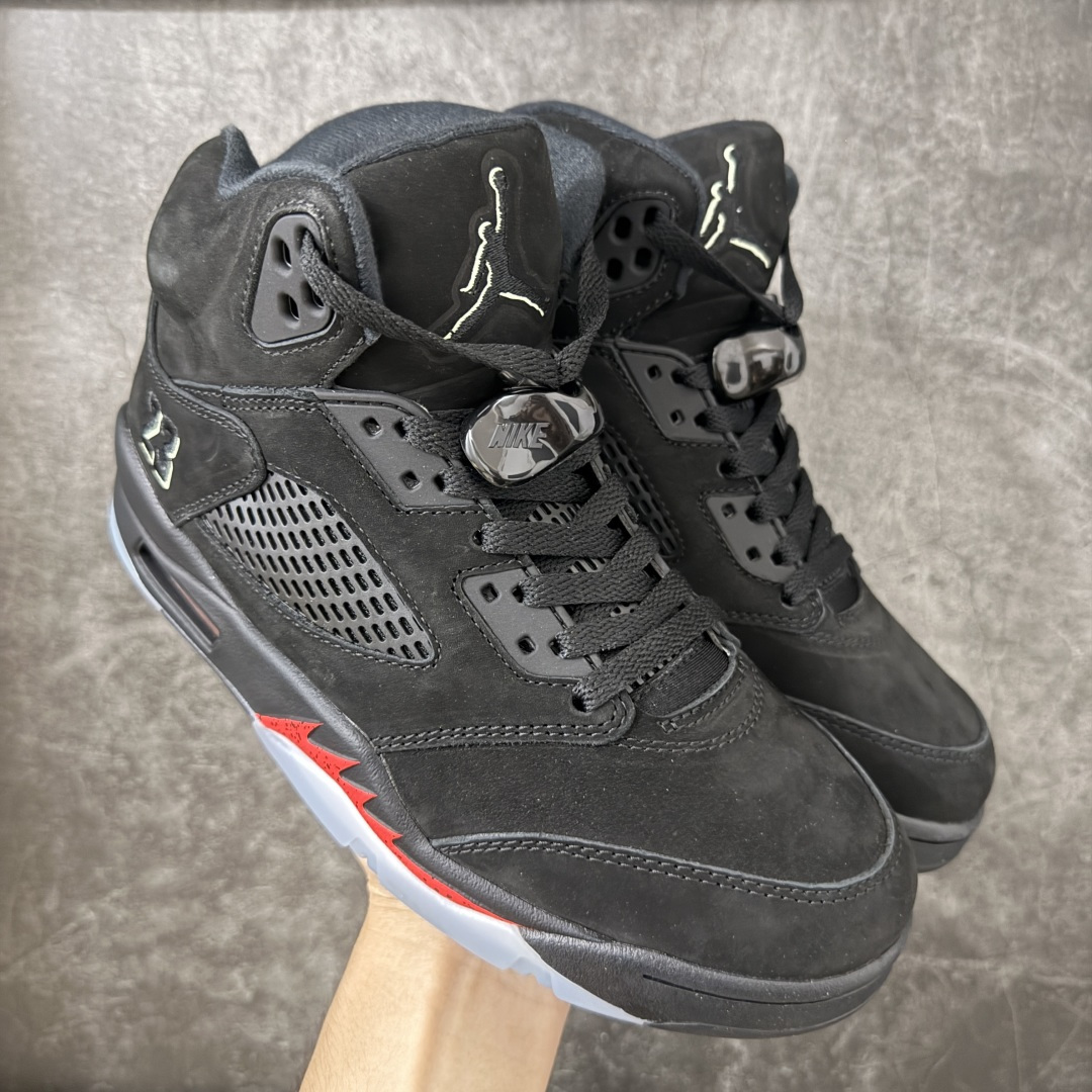 【纯原外贸版】Air Jordan 5 Retro OG AJ5 乔5万圣节 货号：HQ7978-001 #整鞋以黑色为主鞋面，中底火焰纹路；侧身23logo，后跟标识，鞋舌飞人标均辅荧光，全鞋身多处夜光细节 尺码：40 40.5 41 42 42.5 43 44 44.5 45 46 47.5-选品中心