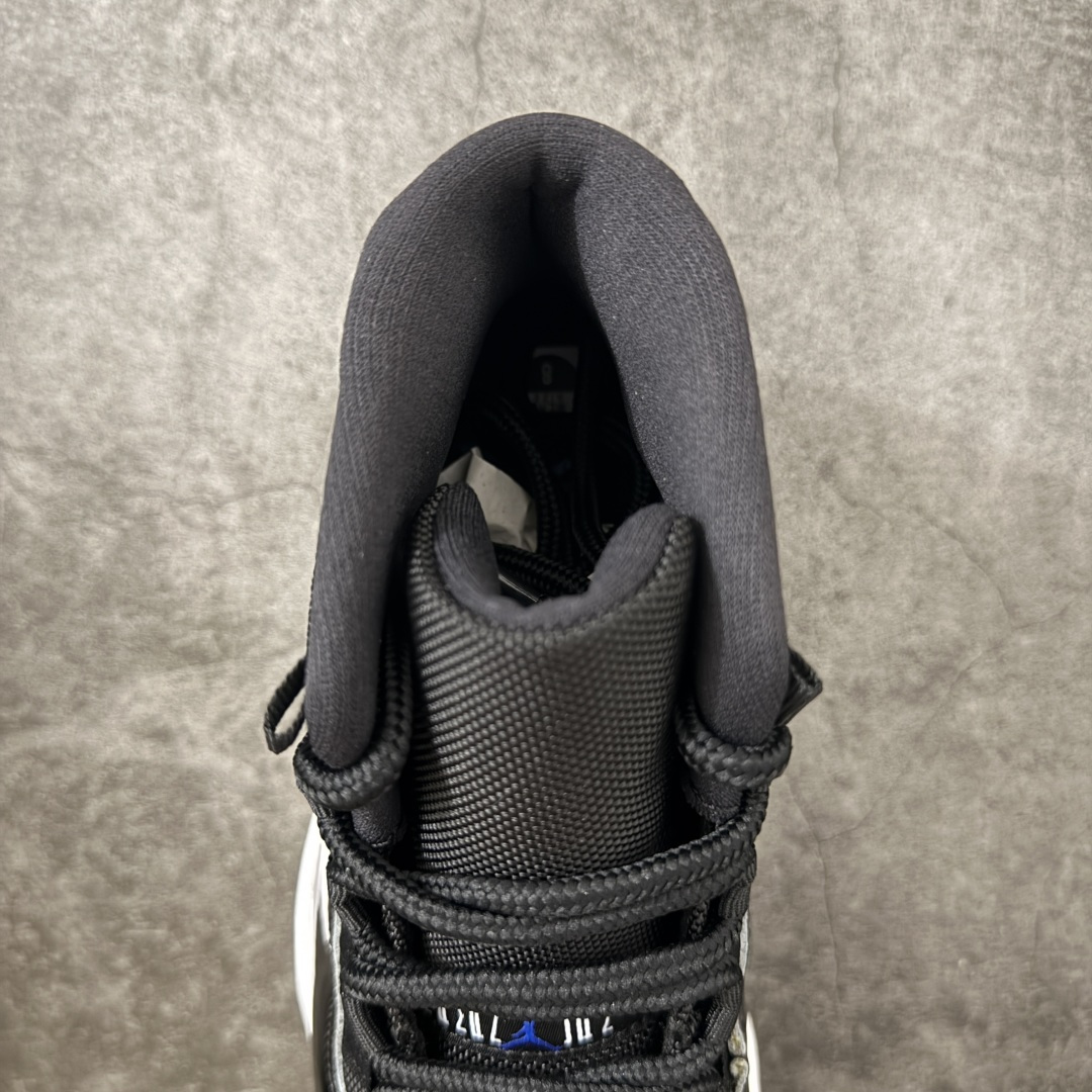 图片[8]-【原厂版】Air Jordan 11 “Space Jam”Black/Varsity Royal-White AJ11 复刻大灌篮 货号：CT8012-900   原楦原档案数据开模打造 原厂中底拉帮钢印 原厂漆皮 防冻不开裂 头层皮料 原装鞋撑 水晶大底正确色度色泽 原楦原数据刺绣 原厂车缝走线及对位 毫厘不差 飞人logo采用原数据电脑刺绣 原装正品碳纤维真实碳板 增强抗扭 原内标 原盒标 正确官方原盒 原厂防氧化水晶外底 原厂配套厂全掌solo气垫 尺码：36-47.5含半码-选品中心