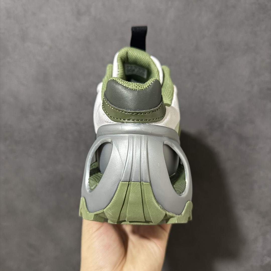 图片[4]-【公司级】阿迪达斯 Adidas Ozweego Adiprene 水管复古老爹鞋厚底增高老爹爹百搭慢跑鞋，鞋面透气织物与出众皮革相互拼接，营造丰富层次，中底 adiPRENE+ 则提供穿着过程中的优良支撑，进一步提升舒适度,特别之处在于后跟半透明导管加持，个性又独特！最后辅以醒目色调营造强烈视觉反差，不凡的吸睛效果让人过目难忘 。 尺码：40-45带半码-选品中心