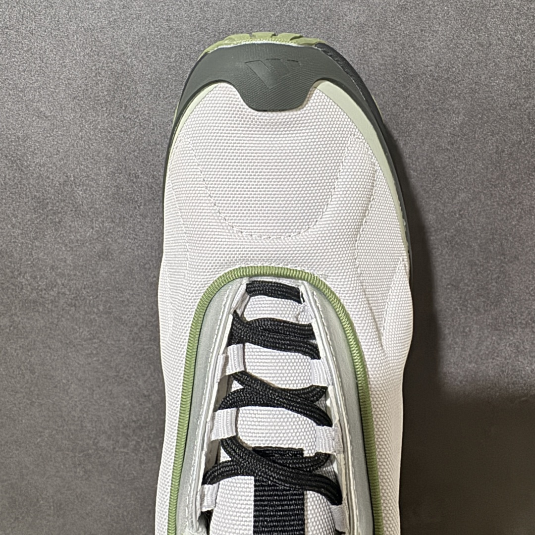 图片[5]-【公司级】阿迪达斯 Adidas Ozweego Adiprene 水管复古老爹鞋厚底增高老爹爹百搭慢跑鞋，鞋面透气织物与出众皮革相互拼接，营造丰富层次，中底 adiPRENE+ 则提供穿着过程中的优良支撑，进一步提升舒适度,特别之处在于后跟半透明导管加持，个性又独特！最后辅以醒目色调营造强烈视觉反差，不凡的吸睛效果让人过目难忘 。 尺码：40-45带半码-选品中心