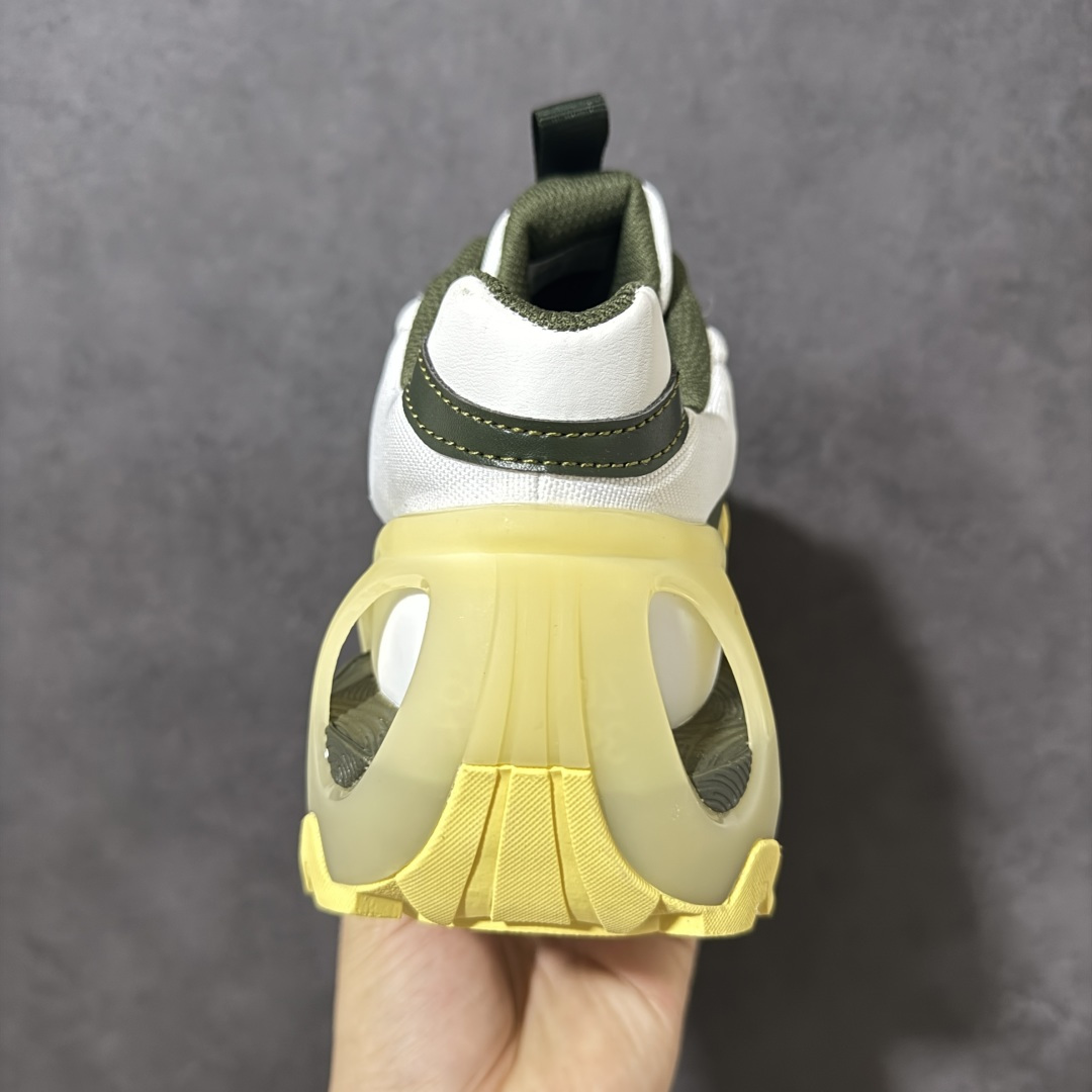 图片[4]-【公司级】阿迪达斯 Adidas Ozweego Adiprene 水管复古老爹鞋厚底增高老爹爹百搭慢跑鞋 鞋面透气织物与出众皮革相互拼接，营造丰富层次，中底 adiPRENE+ 则提供穿着过程中的优良支撑，进一步提升舒适度,特别之处在于后跟半透明导管加持，个性又独特！最后辅以醒目色调营造强烈视觉反差，不凡的吸睛效果让人过目难忘 。 尺码：40-45带半码-选品中心