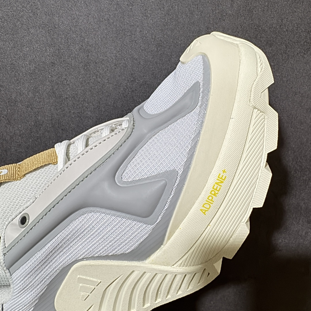 图片[8]-【公司级】阿迪达斯 Adidas Ozweego Adiprene 水管复古老爹鞋厚底增高老爹爹百搭慢跑鞋 鞋面透气织物与出众皮革相互拼接，营造丰富层次，中底 adiPRENE+ 则提供穿着过程中的优良支撑，进一步提升舒适度,特别之处在于后跟半透明导管加持，个性又独特！最后辅以醒目色调营造强烈视觉反差，不凡的吸睛效果让人过目难忘 。 尺码：36-40带半码-选品中心